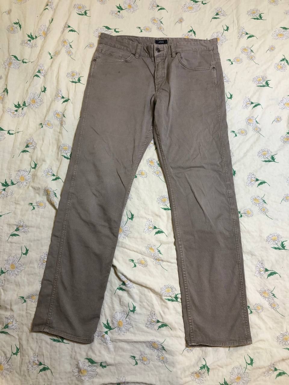 Hugo Boss HUGO BOSS Arkansas Men's Chino Pocket Jeans Made In Italy Size US 32 / EU 48 - 1 Thumbnail