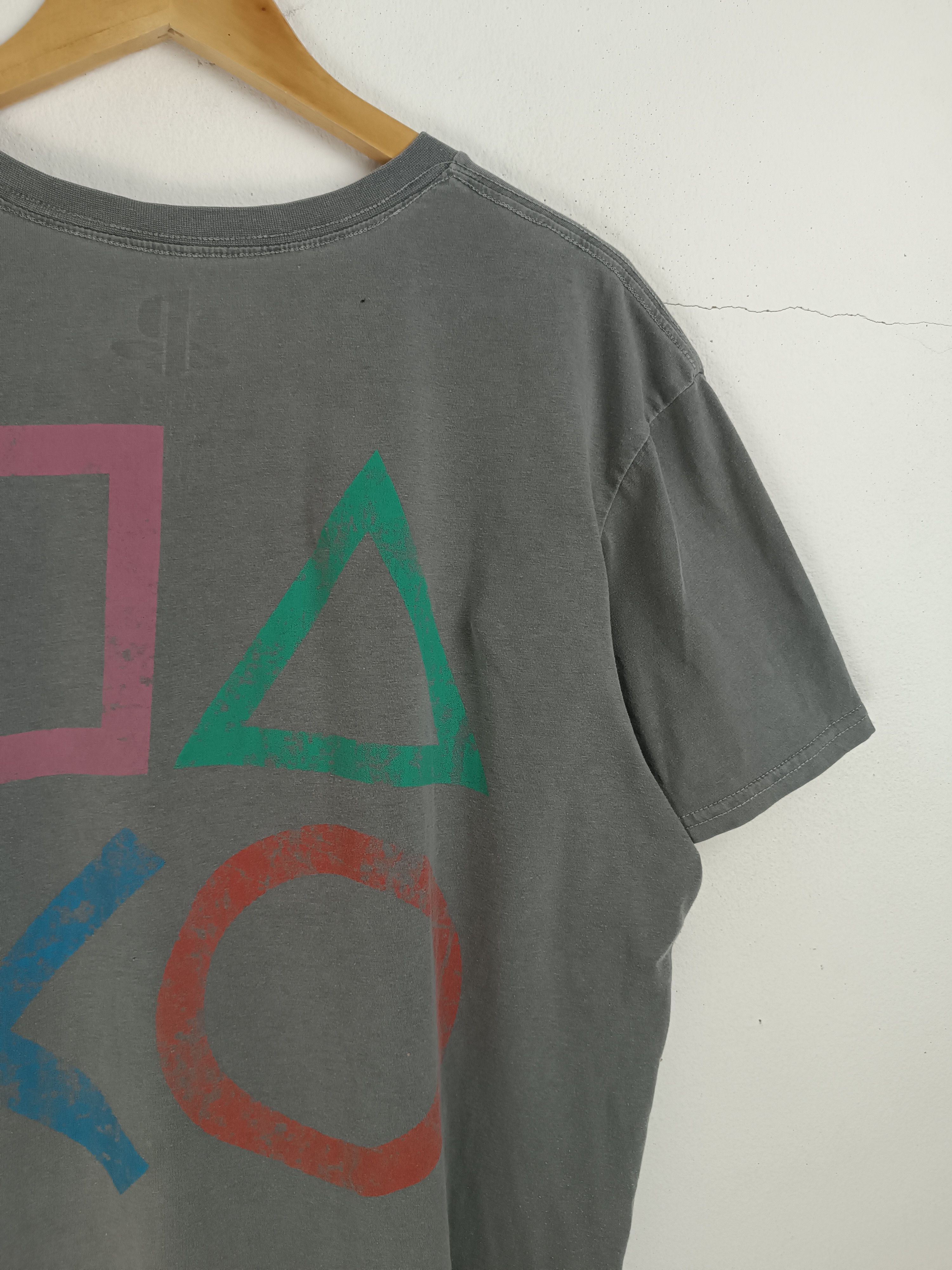 Playstation VINTAGE PLAYSTATION FADED GAMING PS4 PS5 LOGO TEE Size US XL / EU 56 / 4 - 14 Thumbnail