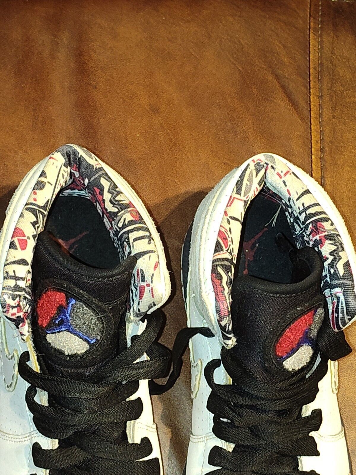 Nike 2012 AIR JORDAN RETRO 1 93 SPACE JAM BUGS BUNNY SZ 6y Size US 6 / EU 39 - 10 Thumbnail