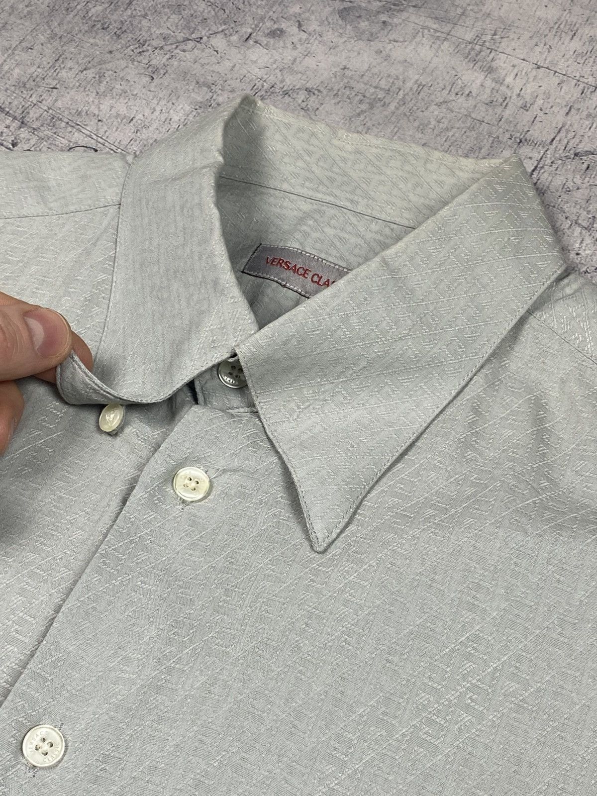 Versace Vintage Versace Classic Jacquard Gray Button Up Shirt Size US XL / EU 56 / 4 - 9 Thumbnail