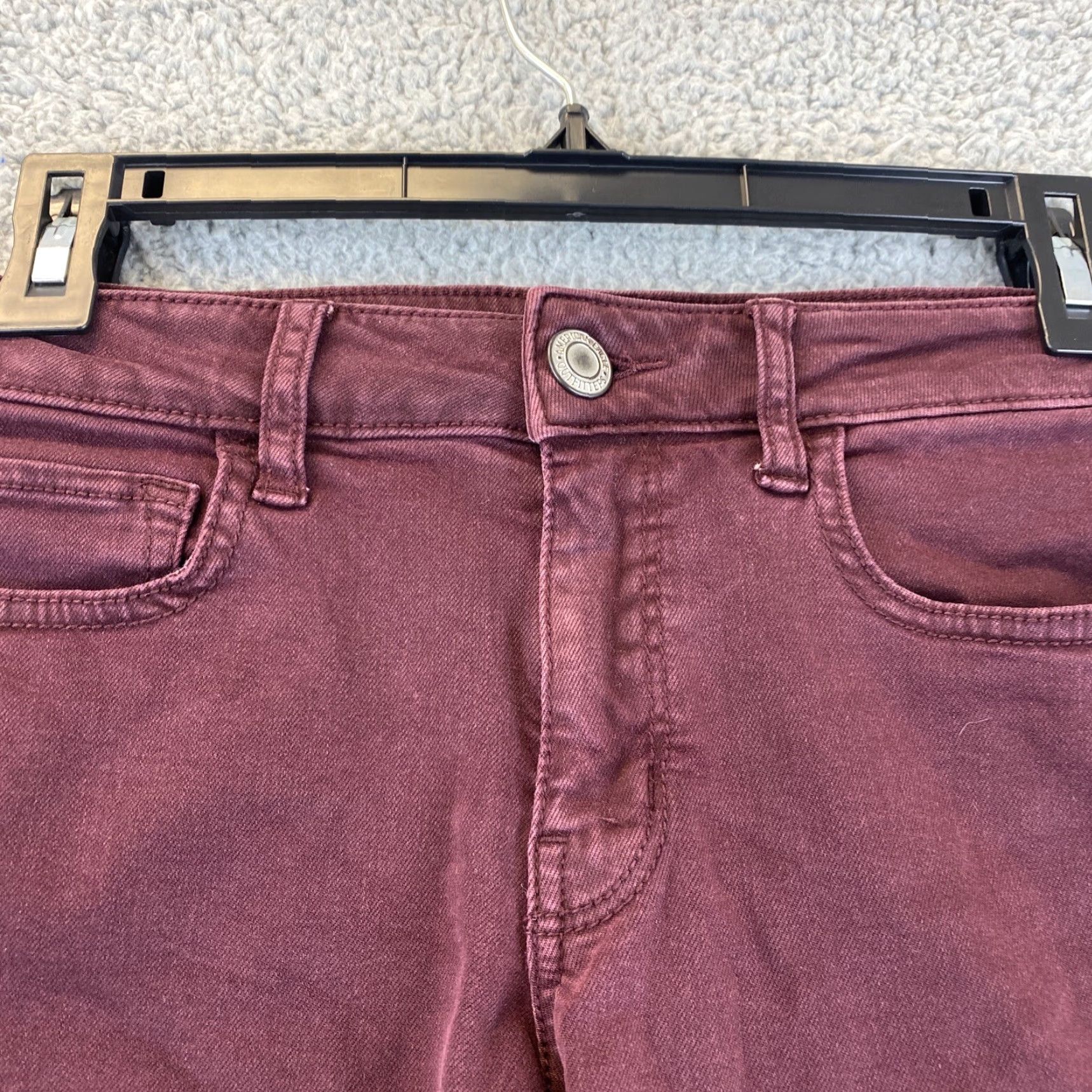 American Eagle Outfitters American Eagle Women's Maroon Denim Shorts Size 6 Stretch Casual Short Pants Size 28" / US 6 / IT 42 - 2 Thumbnail