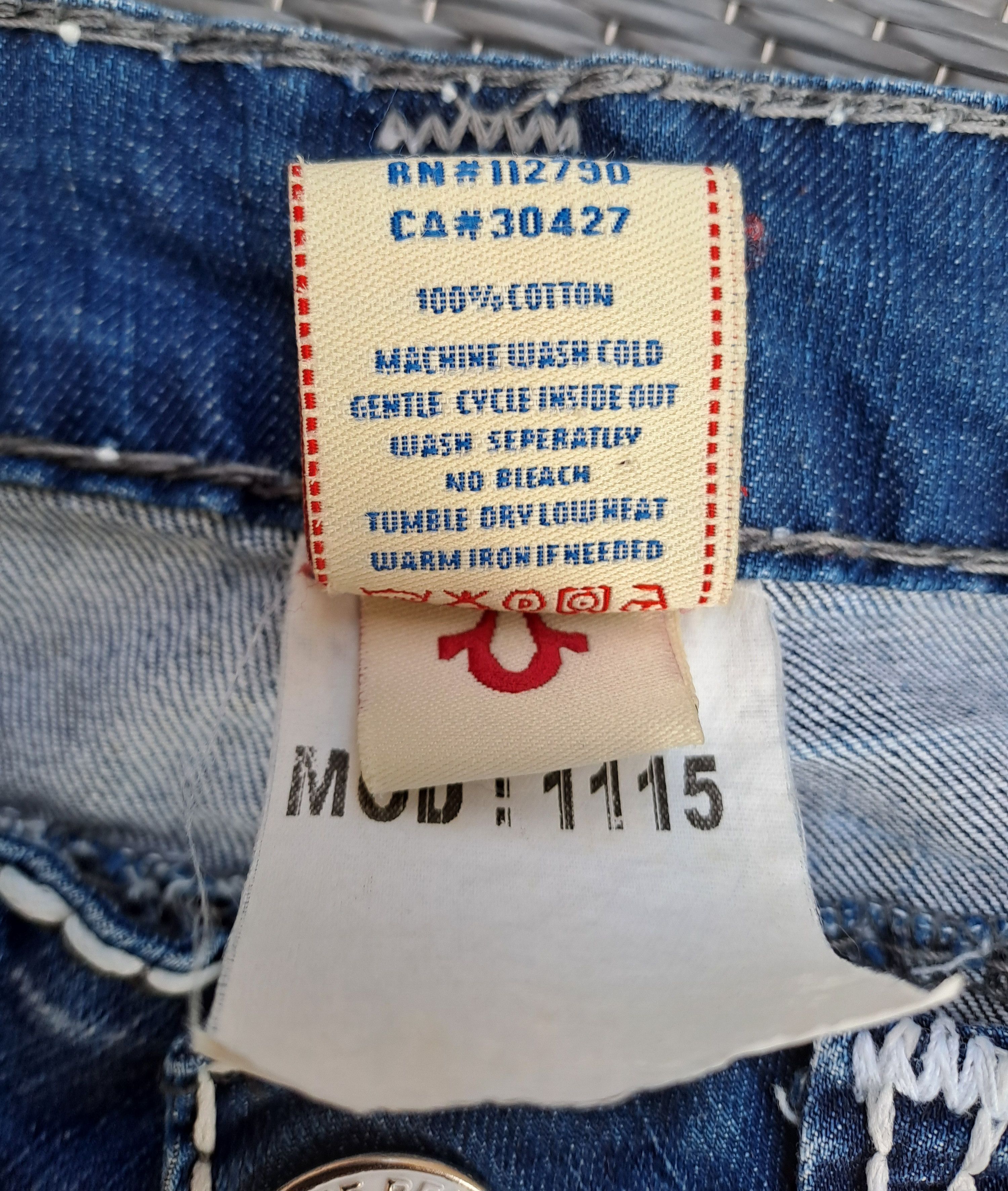 True Religion Vintage womens True Religion Logan Super T jeans 27'' size Size 27" / US 4 / IT 40 - 8 Thumbnail