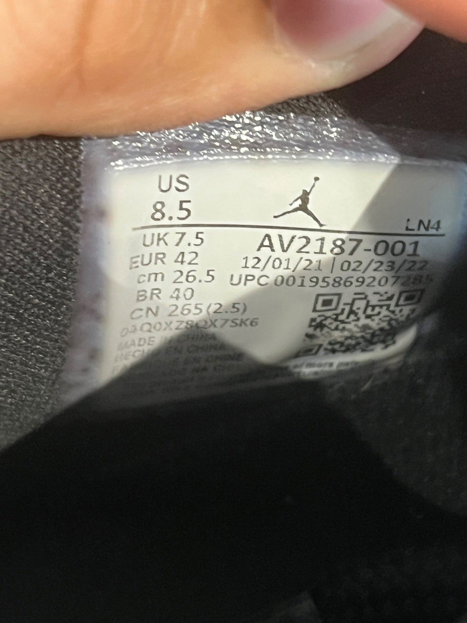 Jordan Brand Jordan 11 Low 72-10 Size US 8.5 / EU 41-42 - 8 Thumbnail