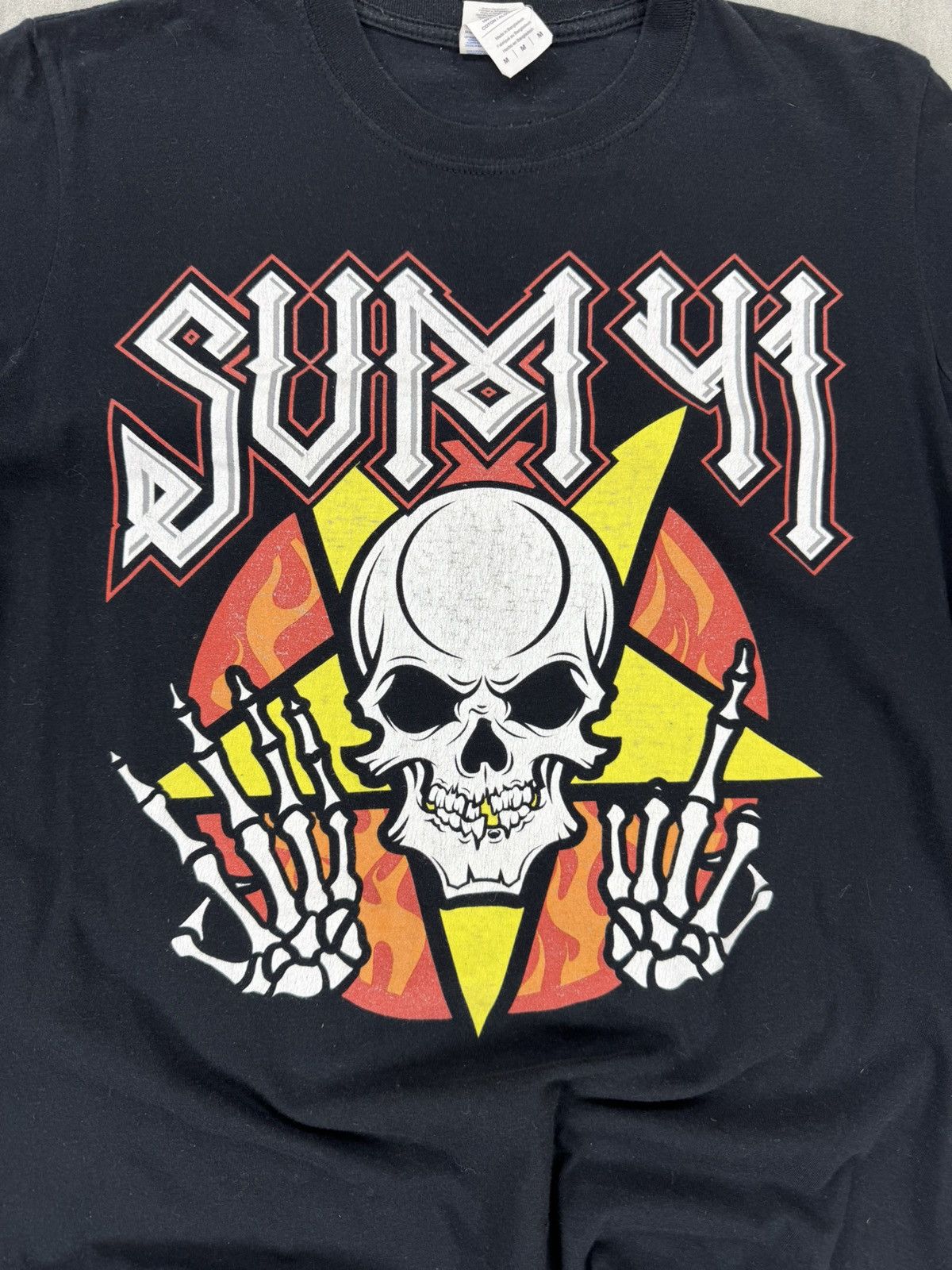 Gildan GILDAN SUM 41 European Tour T-shirt size M Size US M / EU 48-50 / 2 - 10 Thumbnail