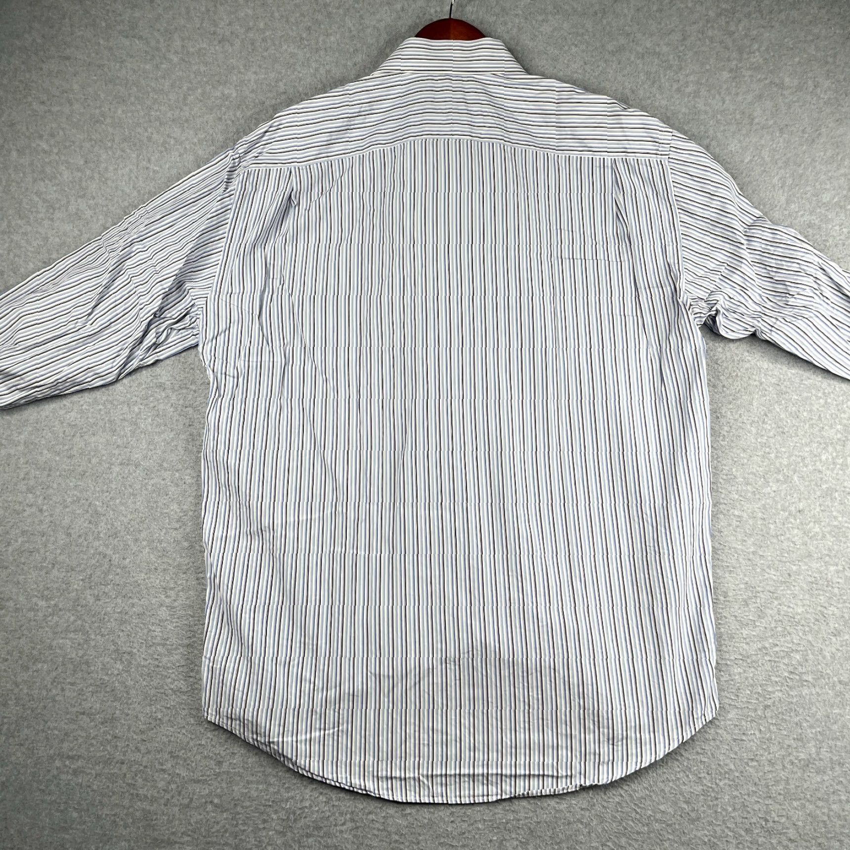 Canali VINTAGE? No. Canali Shirt16 Blue Striped Casual Button Up Long Sleeve Mens Made In Italy Size US L / EU 52-54 / 3 - 6 Thumbnail