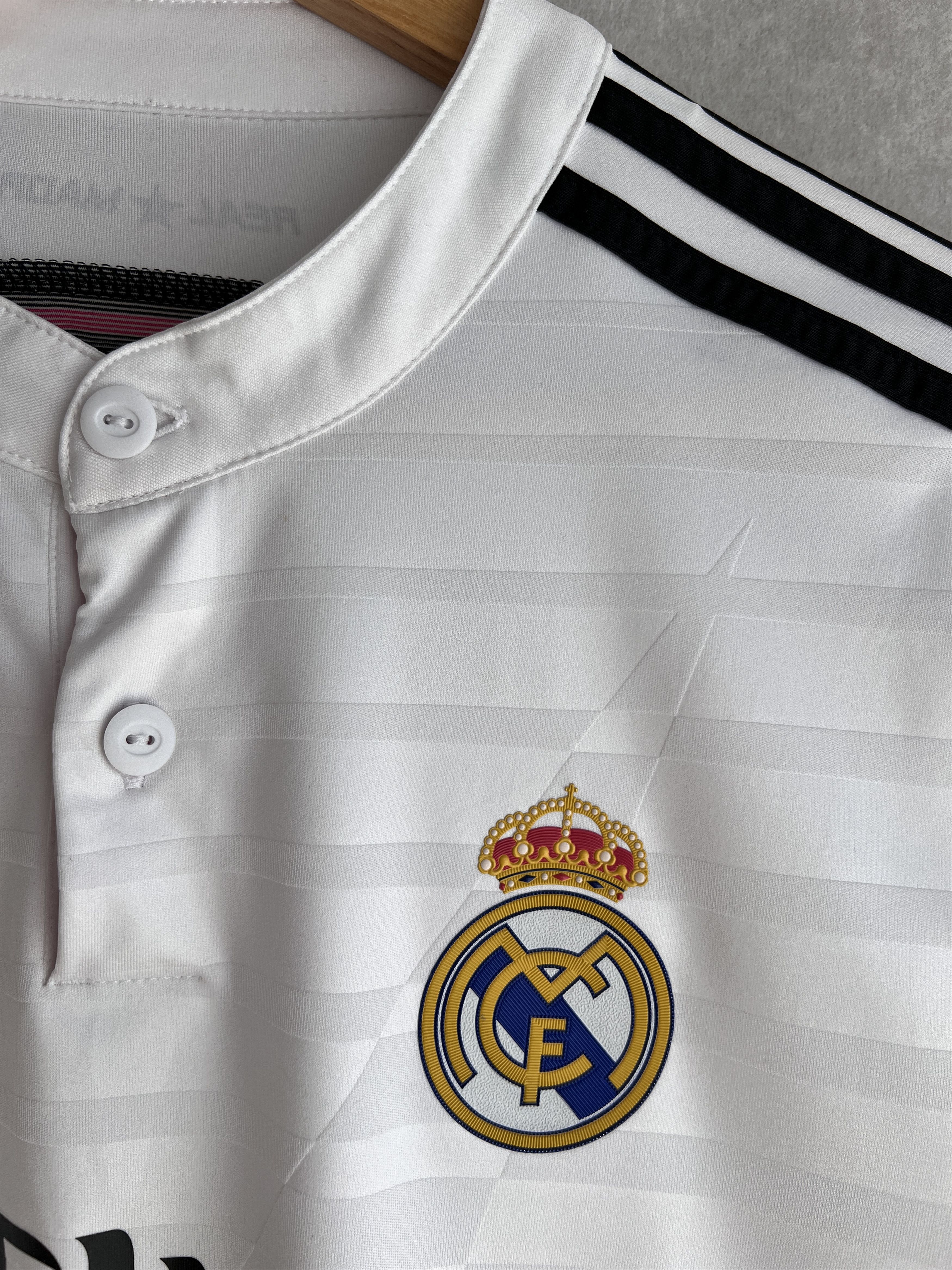 Adidas Adidas FC Real Madrid 2014 Home football shirt soccer jersey Size US S / EU 44-46 / 1 - 9 Thumbnail