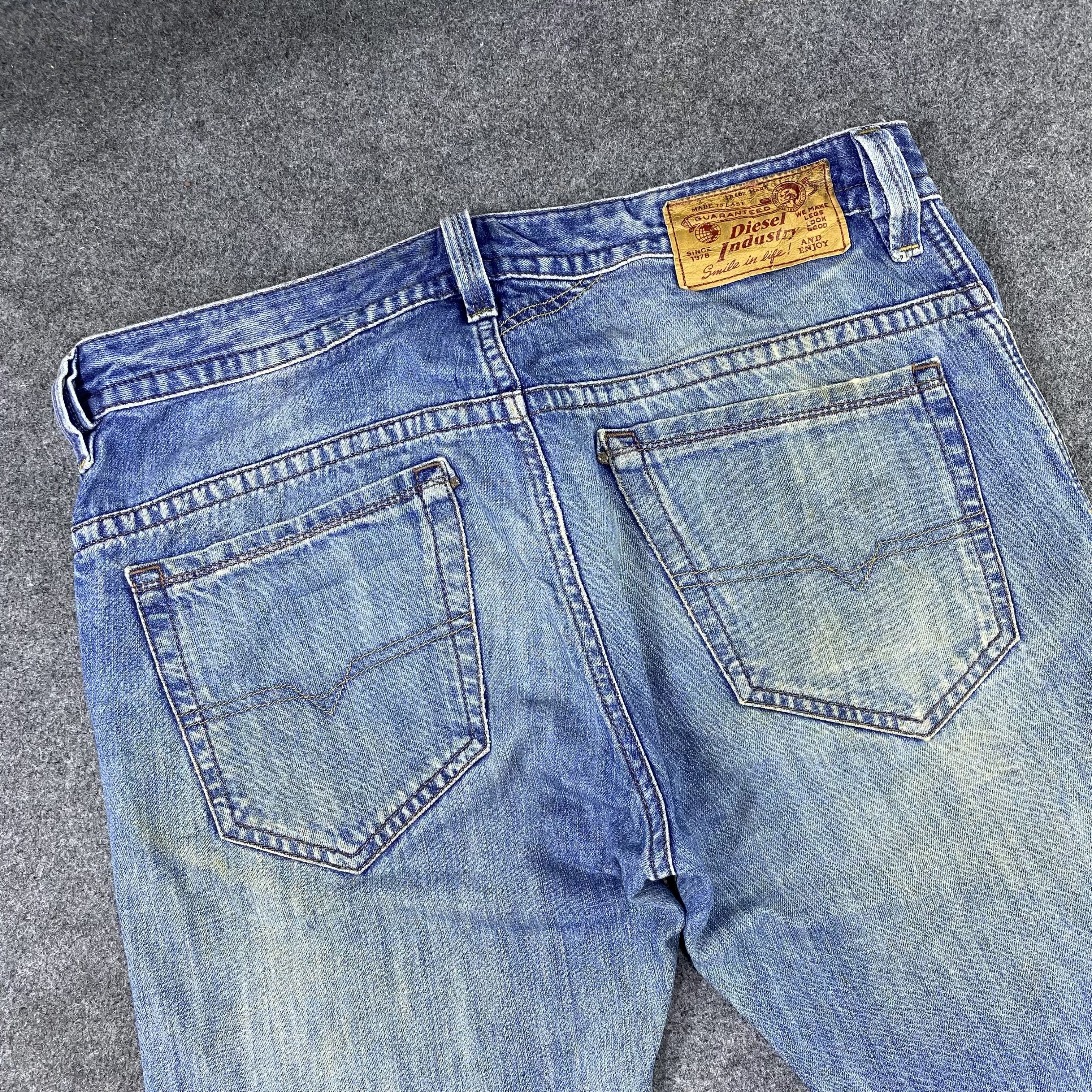 Diesel Diesel Distressed Blue Wash Jeans-J1173 Size US 35 - 6 Thumbnail