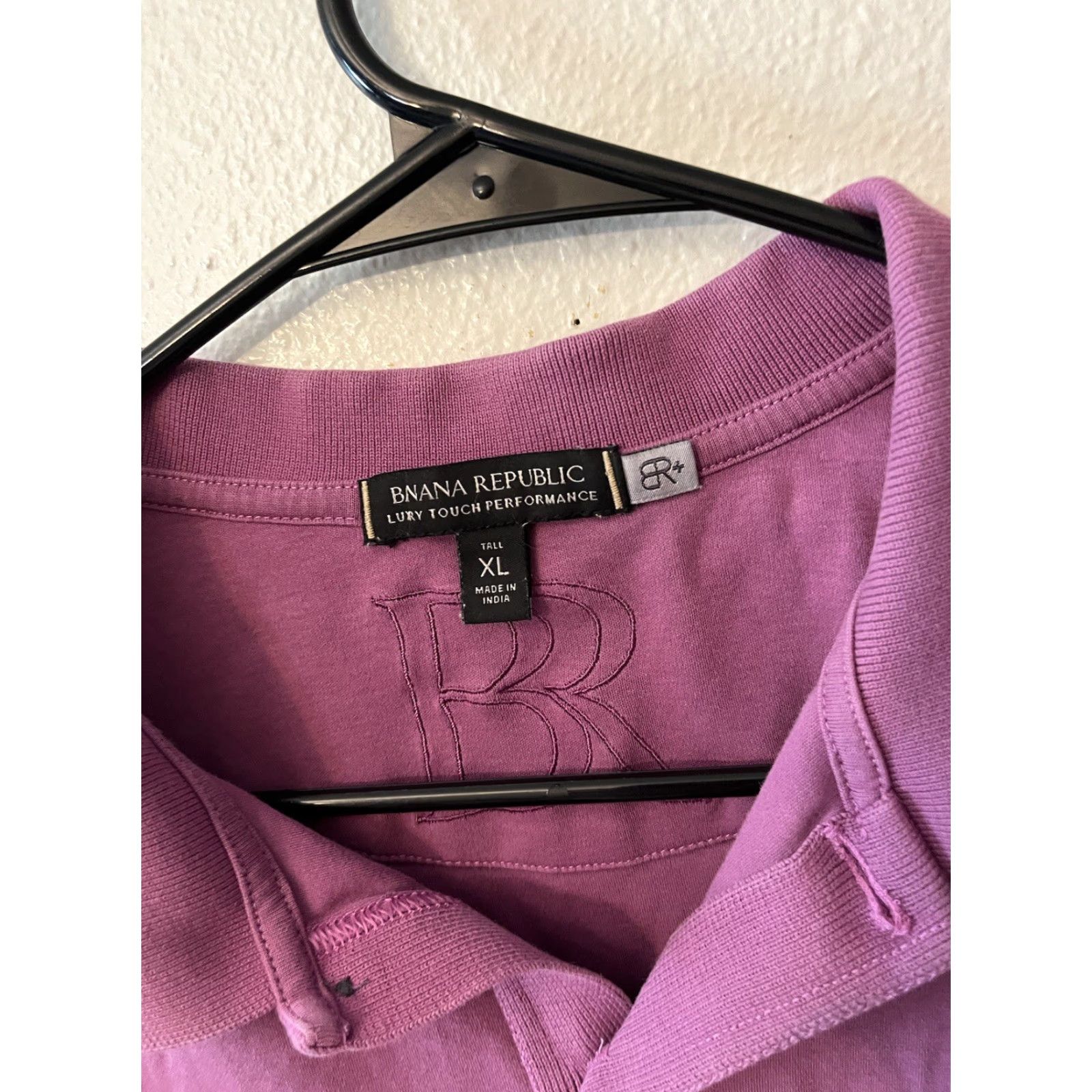 Banana Republic VINTAGE Banana Republic Men's Polo Shirt Short Sleeve XLT Purple Casual All Seasons Golf 2000s Size US XL / EU 56 / 4 - 3 Thumbnail