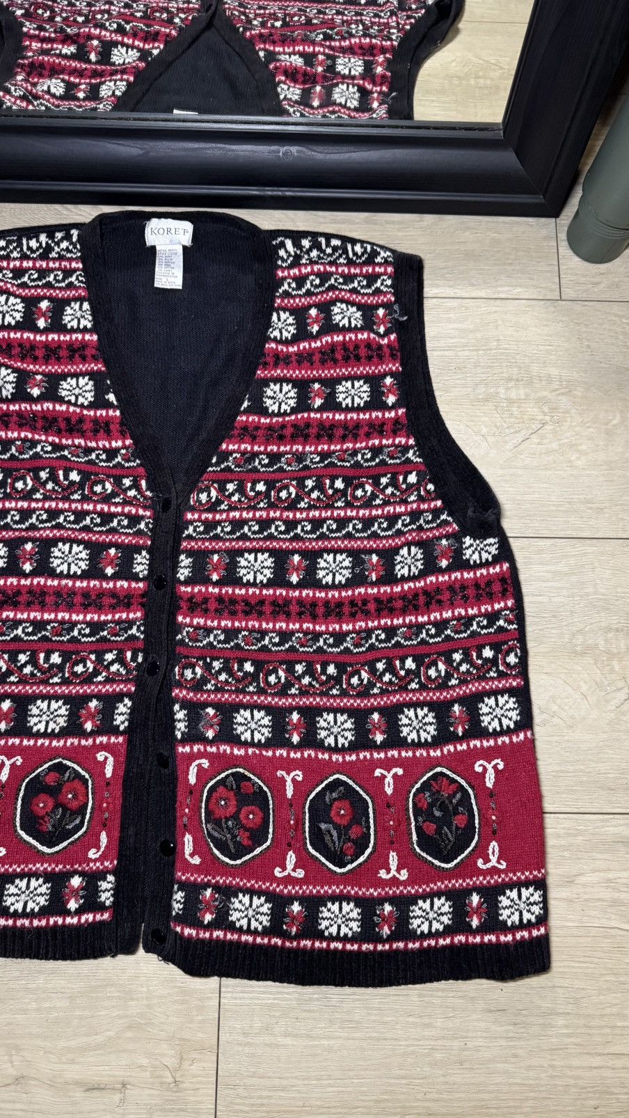 Other Vintage 1990s Rose And Snowflake Cardigan Sweater Vest Size L / US 10 / IT 46 - 3 Thumbnail