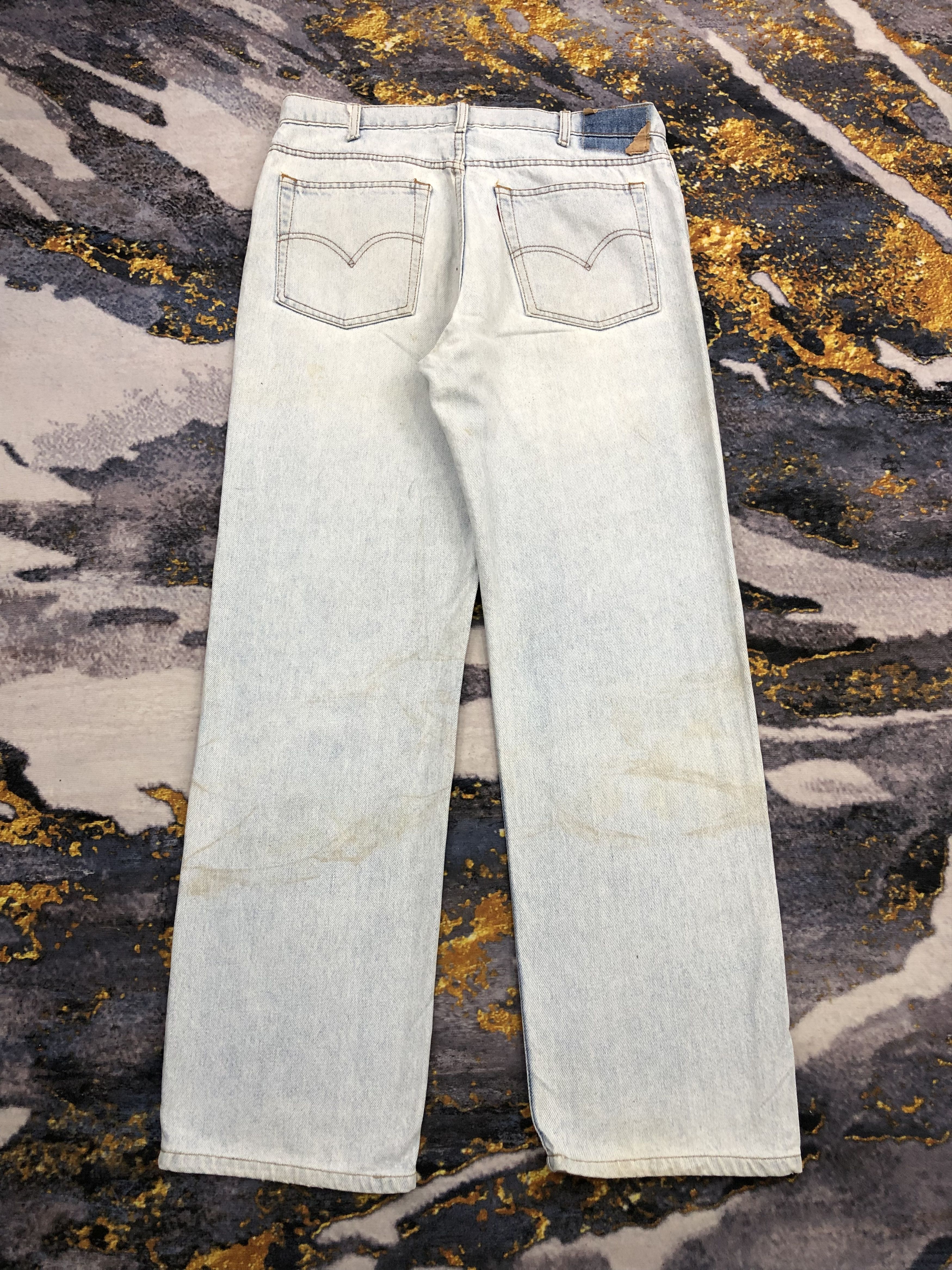 Levi's Vintage Levis Splatter Paint Light Washed Jeans DPP0175 Size US 34 / EU 50 - 3 Thumbnail