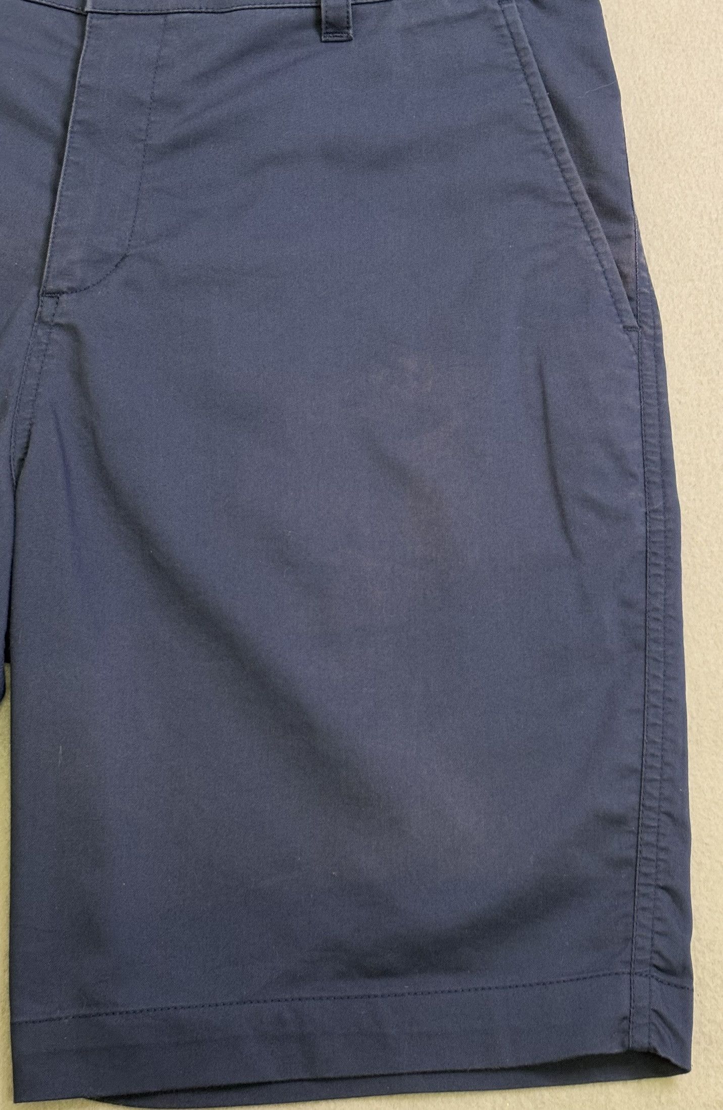 Nike Nike Golf Chino shorts size 35 Size US 35 - 9 Thumbnail
