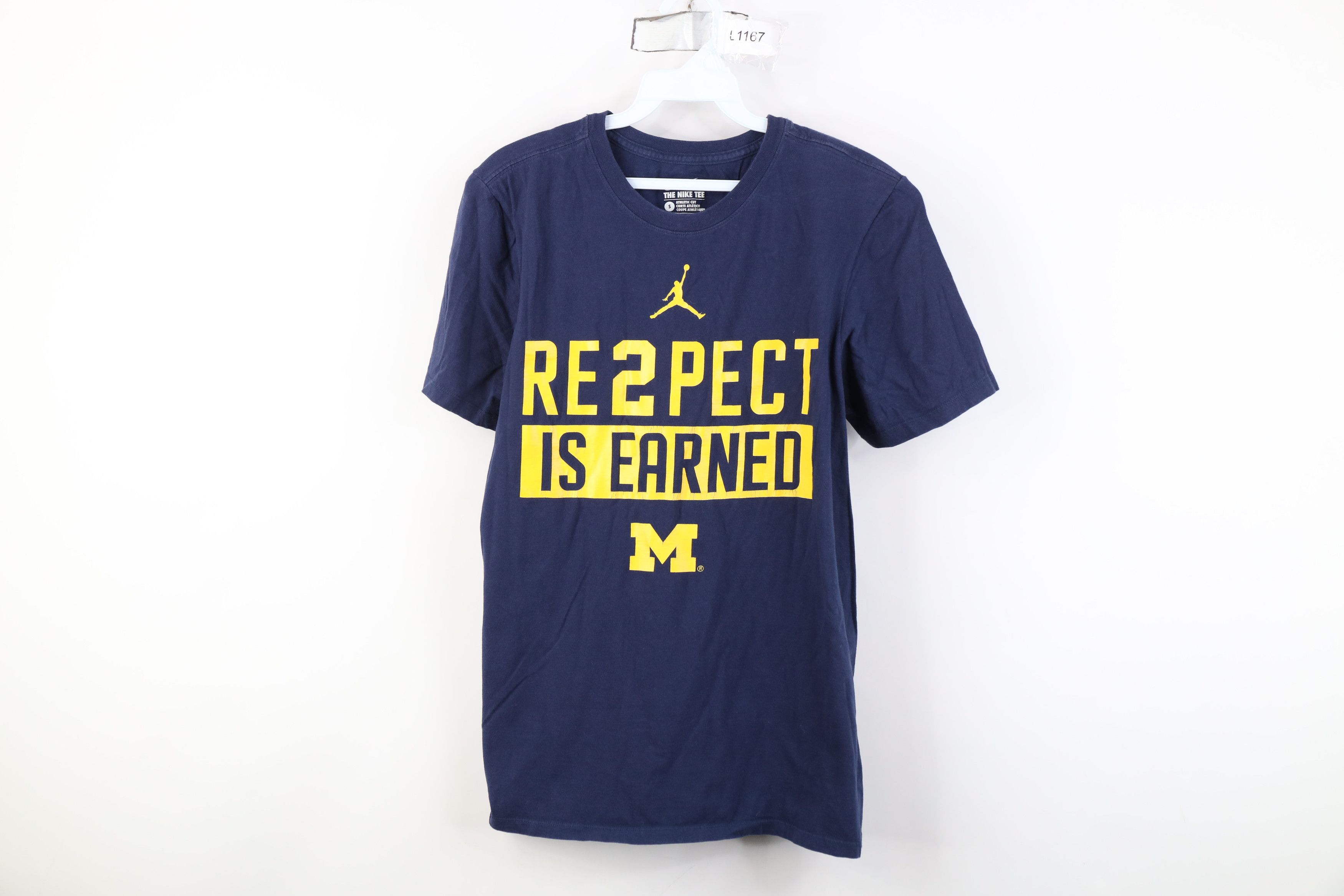 Nike Nike Air Jordan Respect Is University of Michigan T-Shirt Size US S / EU 44-46 / 1 - 1 Thumbnail