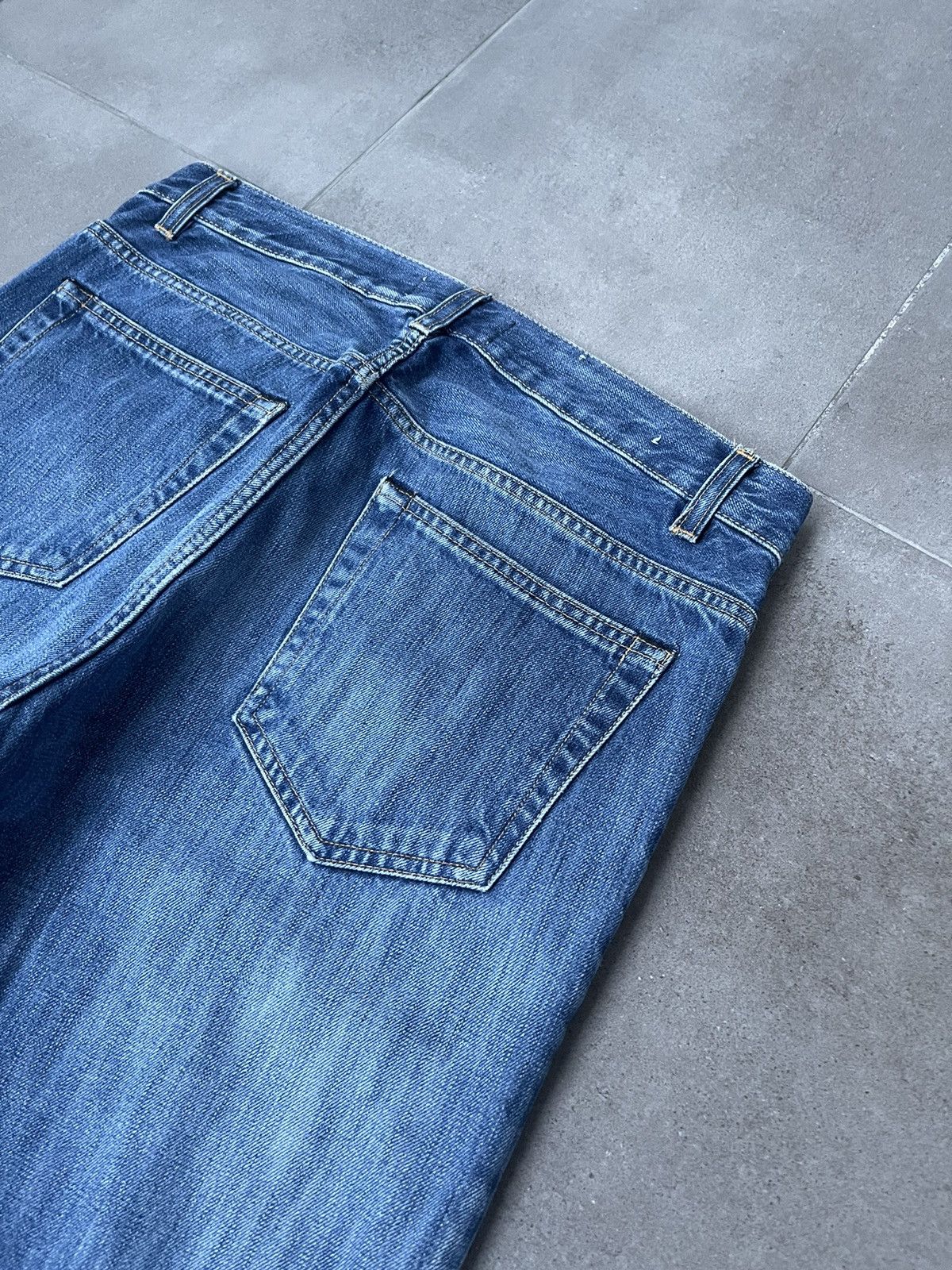 Acne Studios Acne Studios Roc Verakai Distressed Indigo Denim Pants Size US 30 / EU 46 - 16 Thumbnail