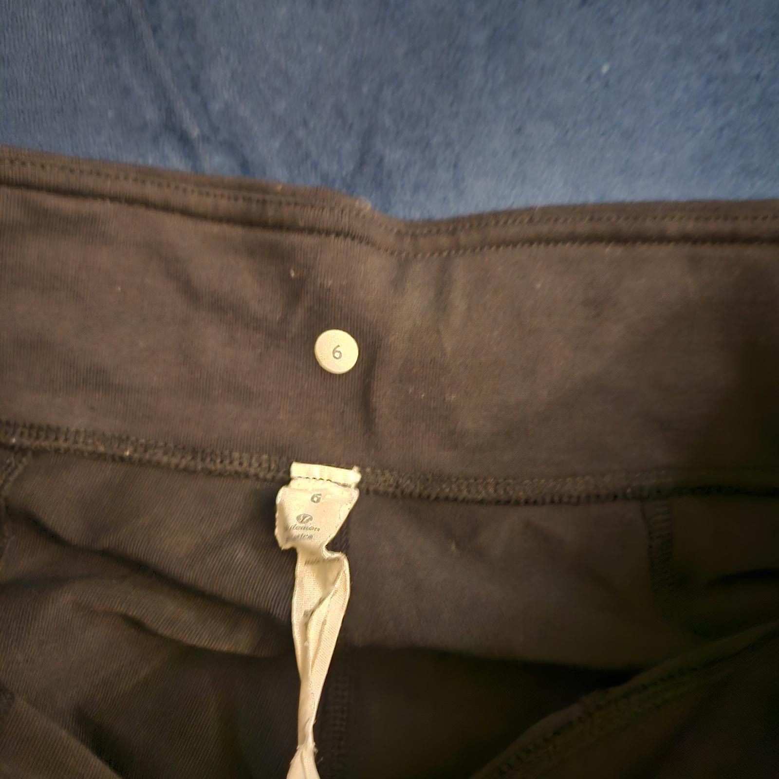 Lululemon Lululemon Brown Yoga Shorts Size 6 Size 28" / US 6 / IT 42 - 3 Thumbnail