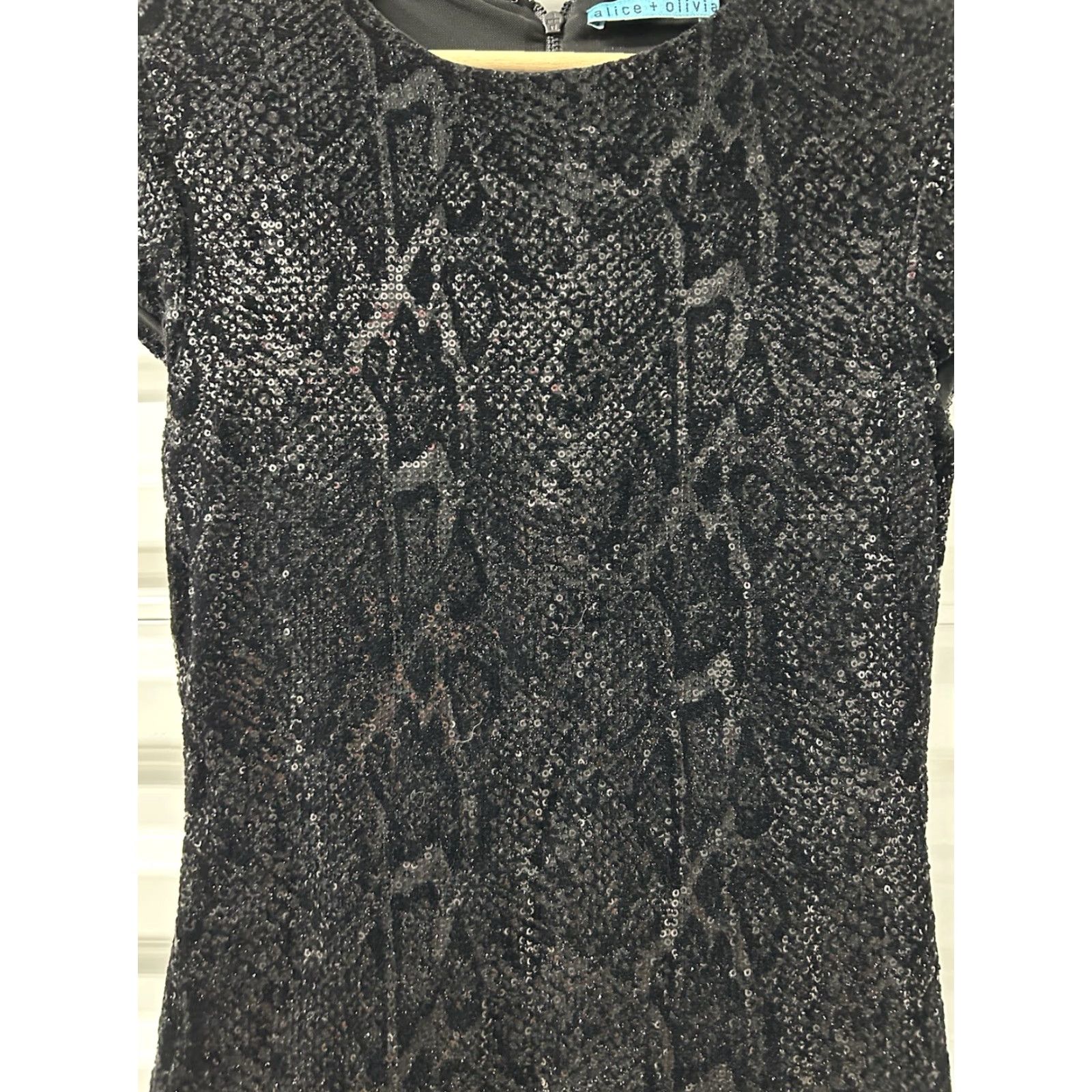Alice + Olivia Alice + Olivia Dress Women’s Black Floral Sequin Cocktail Party Size 0 Designer Size XS / US 0-2 / IT 36-38 - 7 Thumbnail