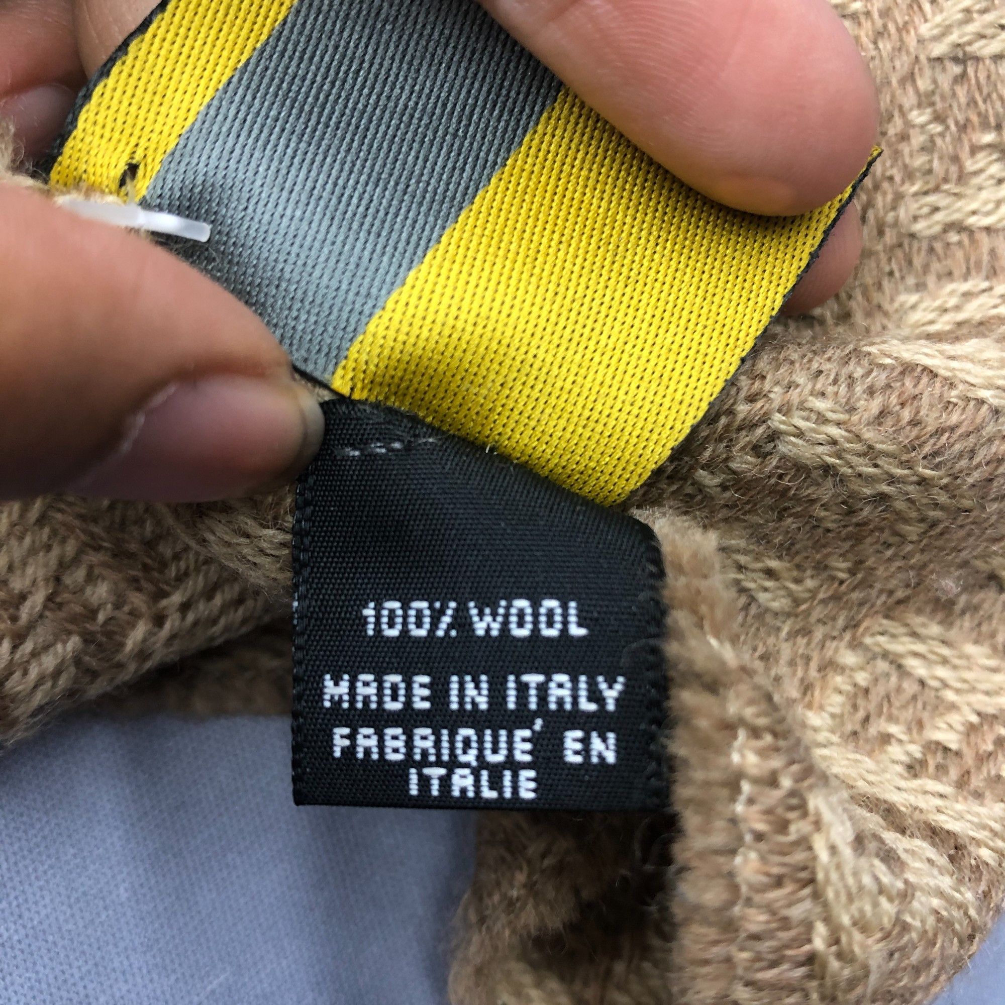 Japanese Brand Vintage Fendi Scarf Muffler Wool FF Monogram Scarves Size ONE SIZE - 4 Thumbnail
