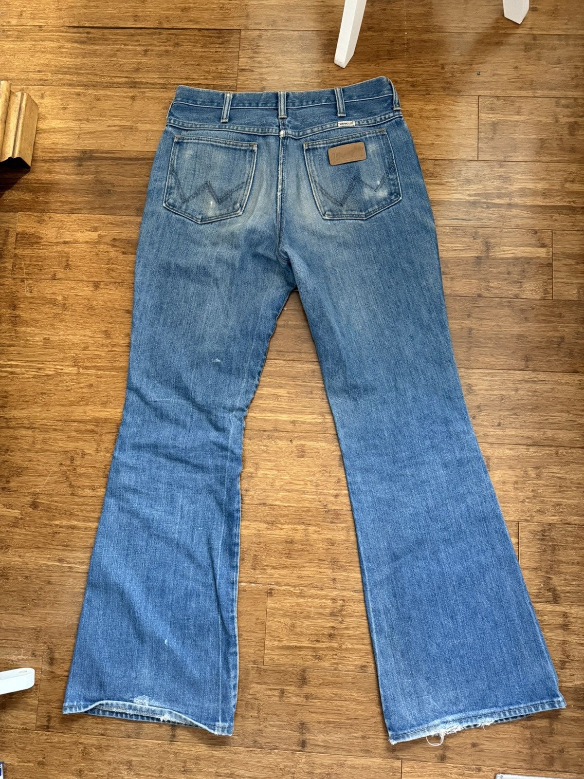 Wrangler Wrangler Vintage Bellbottom Blue Jeans Size US 32 / EU 48 - 2 Thumbnail