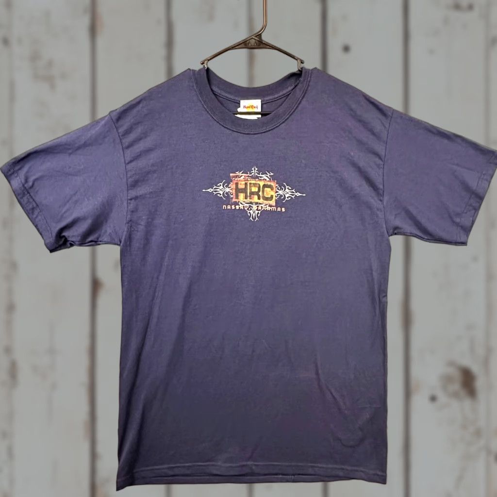 Hard Rock Cafe VINTAGE Hard Rock Cafe Nassau Bahamas Mens Large Love All Serve All Graphic Tee Size US L / EU 52-54 / 3 - 1 Thumbnail