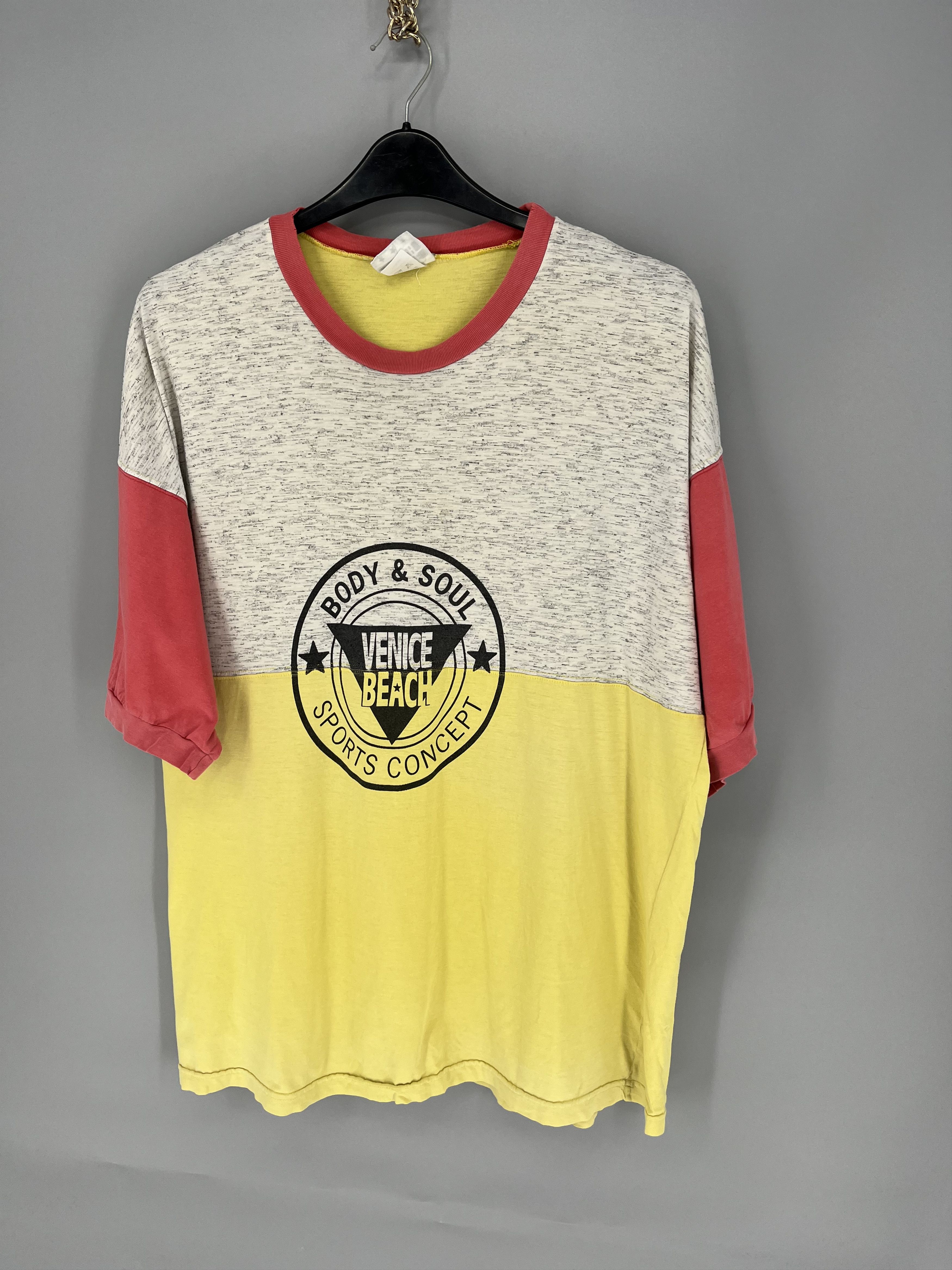Vintage Vintage 90s Venice Beach T Shirt XLarge Size US XL / EU 56 / 4 - 3 Thumbnail