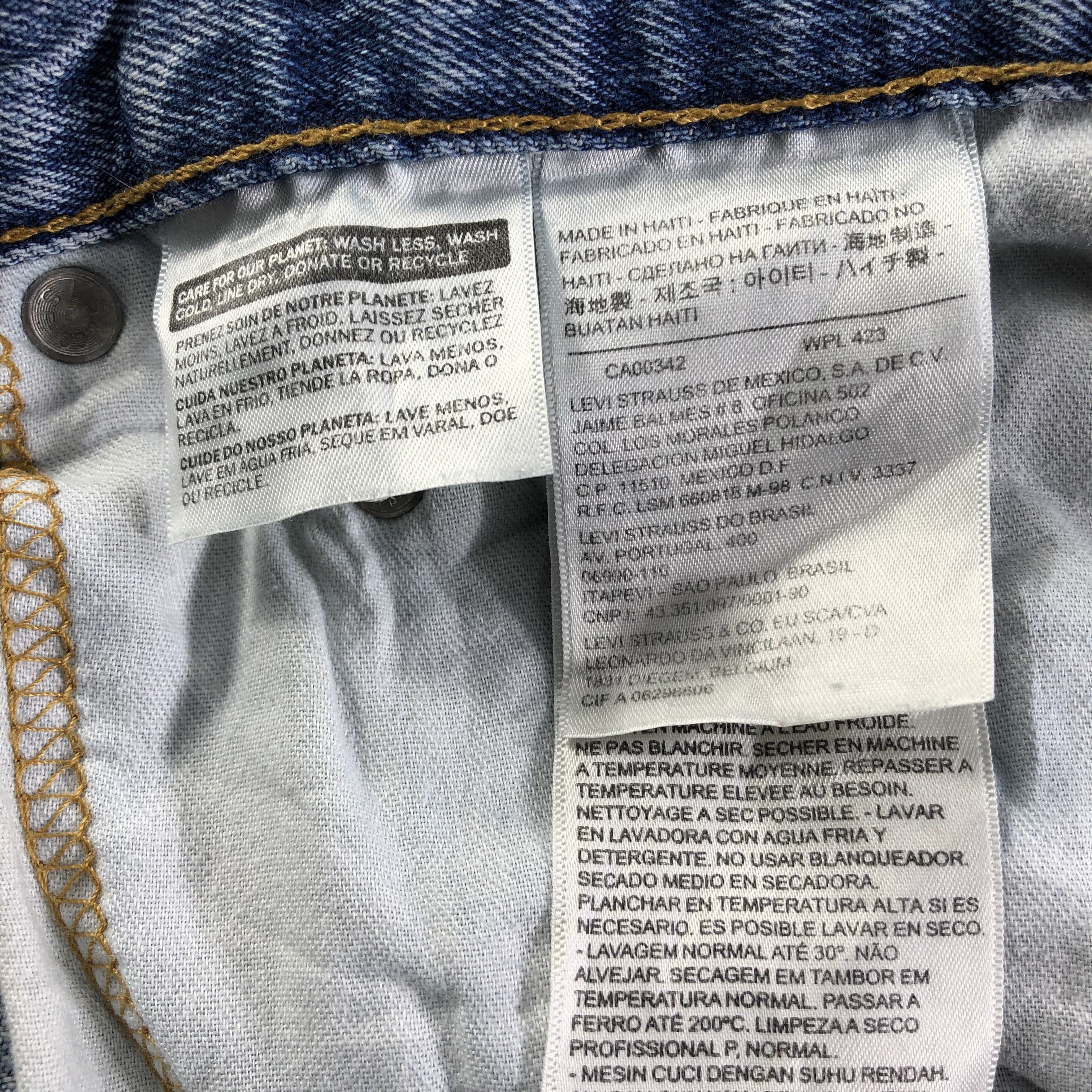 Levi's Vintage Light Wash Levis 559 Jeans-J3526 Size US 36 / EU 52 - 9 Thumbnail
