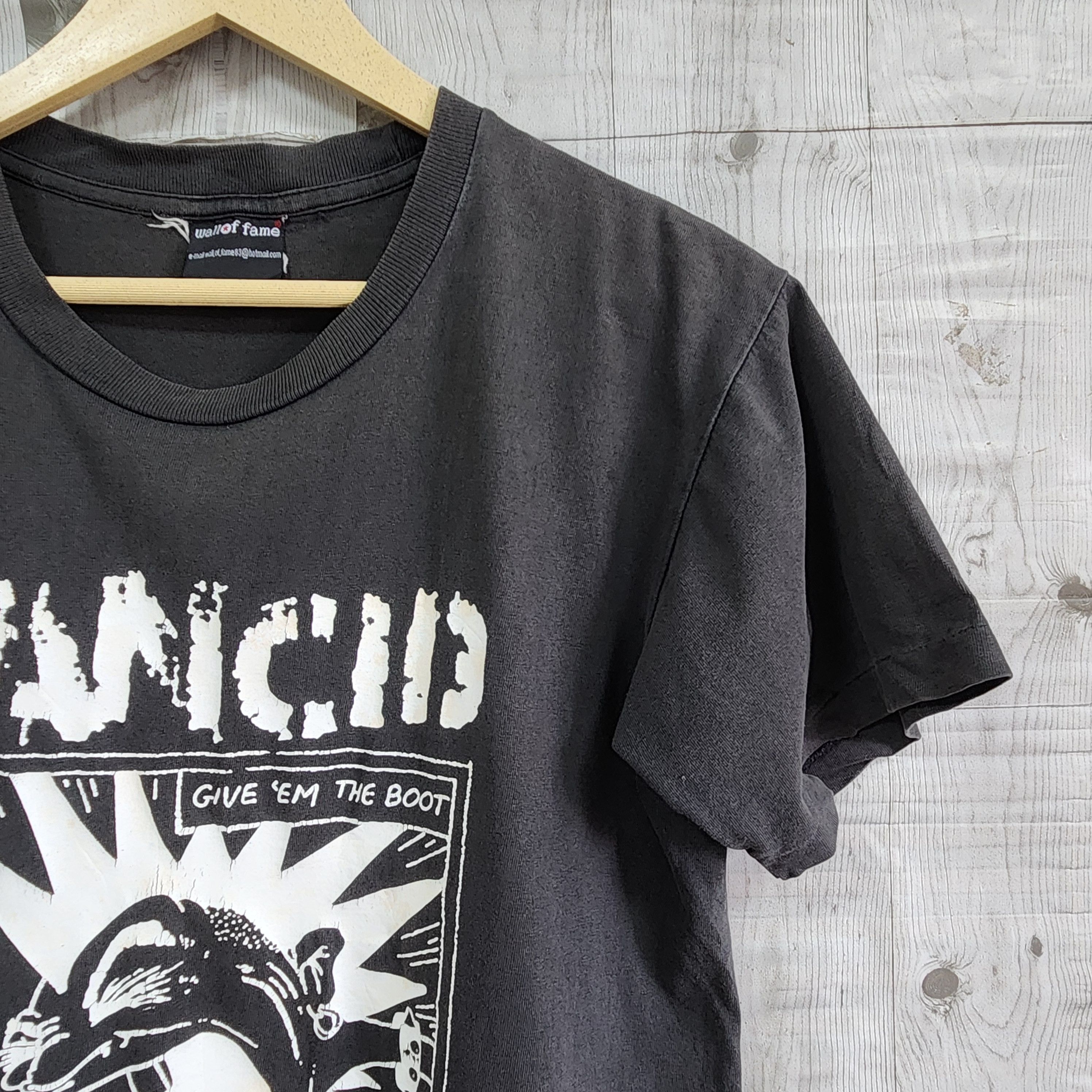 Band Tees × Vintage Vintage 2000s Rancid Give Em The Boot TShirt Single Stitch Size US M / EU 48-50 / 2 - 8 Thumbnail