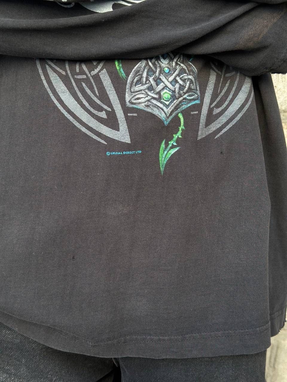 Japanese Brand VTG Adult Man Spiral Longs-levee T-shirts Band Dragon Rock Size US XXL / EU 58 / 5 - 9 Thumbnail