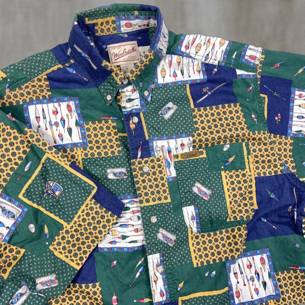 Vintage VINTAGE Woolrich Shirt Men M Blue Button-Up Camping/ Fishing Print Camp Modern, Preppy, Classic, American Woolrich Shirt Mens M Blue Button-Up Size US M / EU 48-50 / 2 - 1 Thumbnail