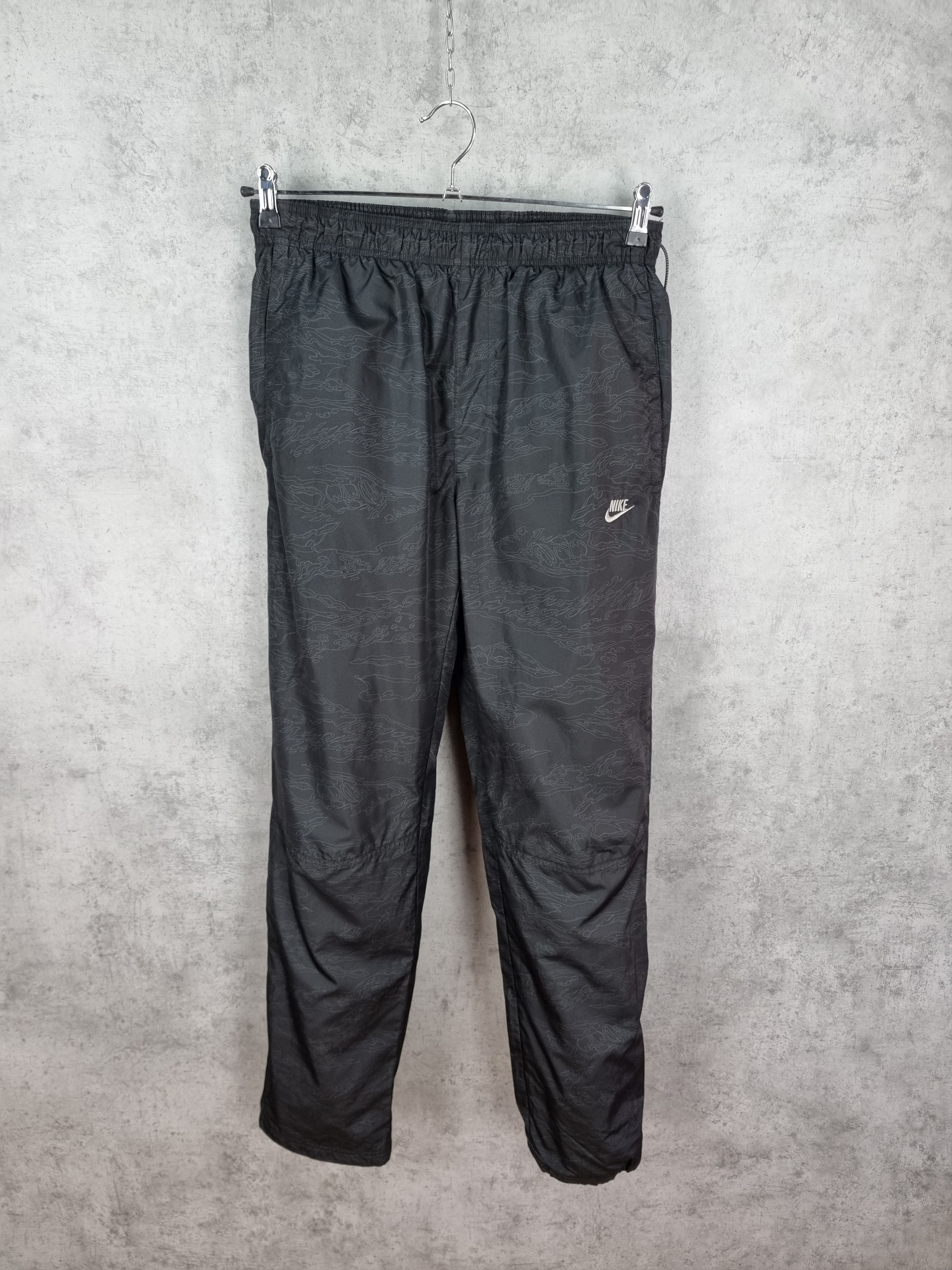 Nike × Vintage 90s Nike Abstract Lines Design Nylon Sport Pant Size US 31 - 19 Thumbnail