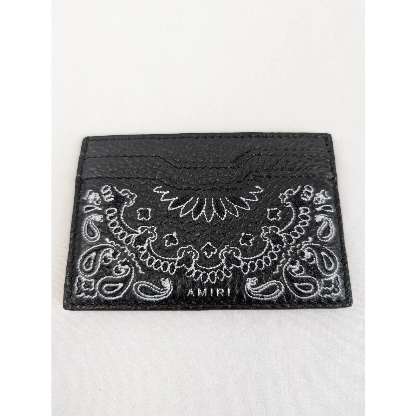 Amiri o1rshd1 Q:2 / Size:OS / Pebbled Bandana Card Holder in Black Size ONE SIZE - 2 Thumbnail