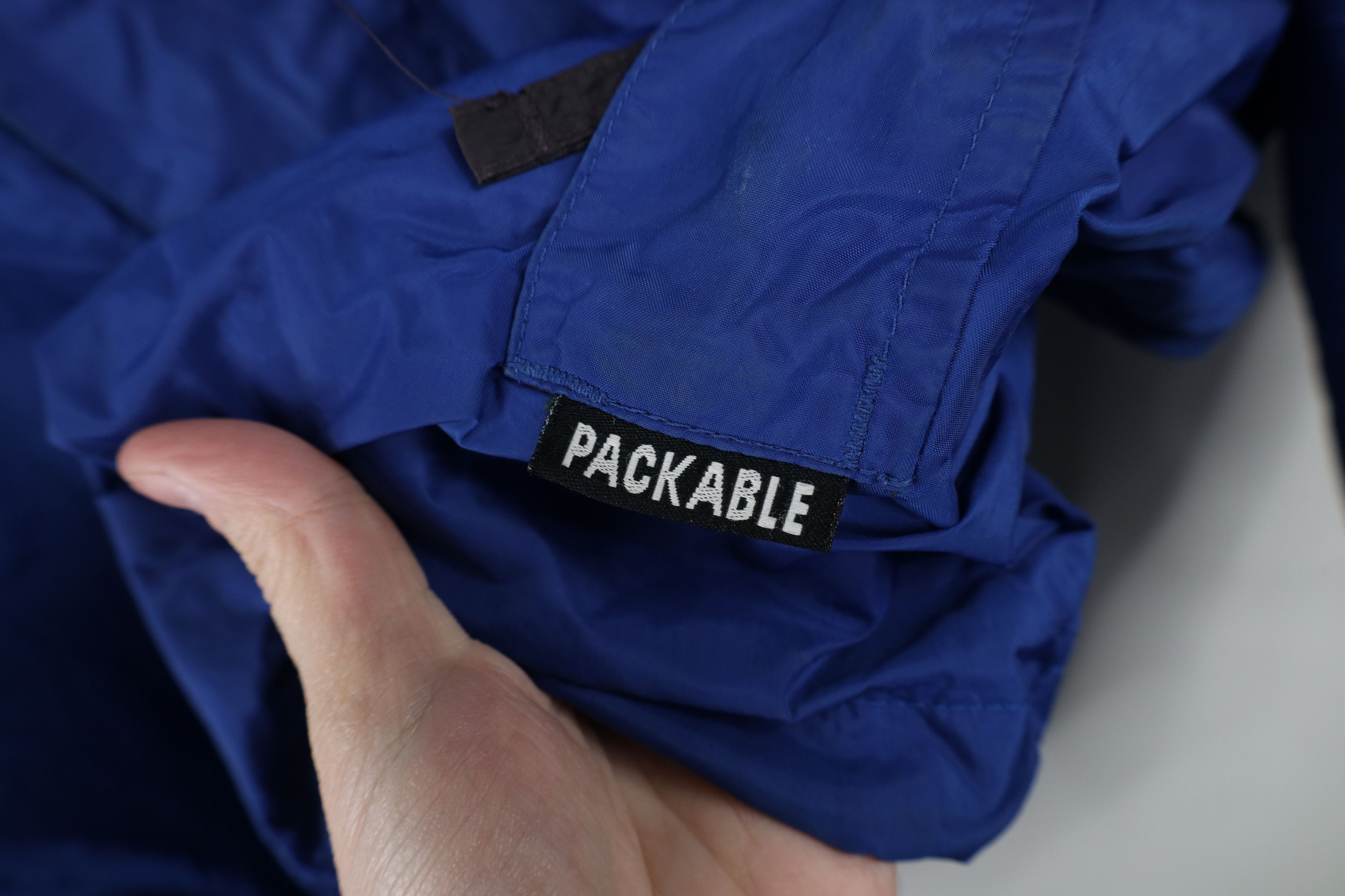 Cabelas × Vintage Vintage Cabelas Packable Hooded Rain Jacket Windbreaker Blue Size US XXL / EU 58 / 5 - 9 Thumbnail