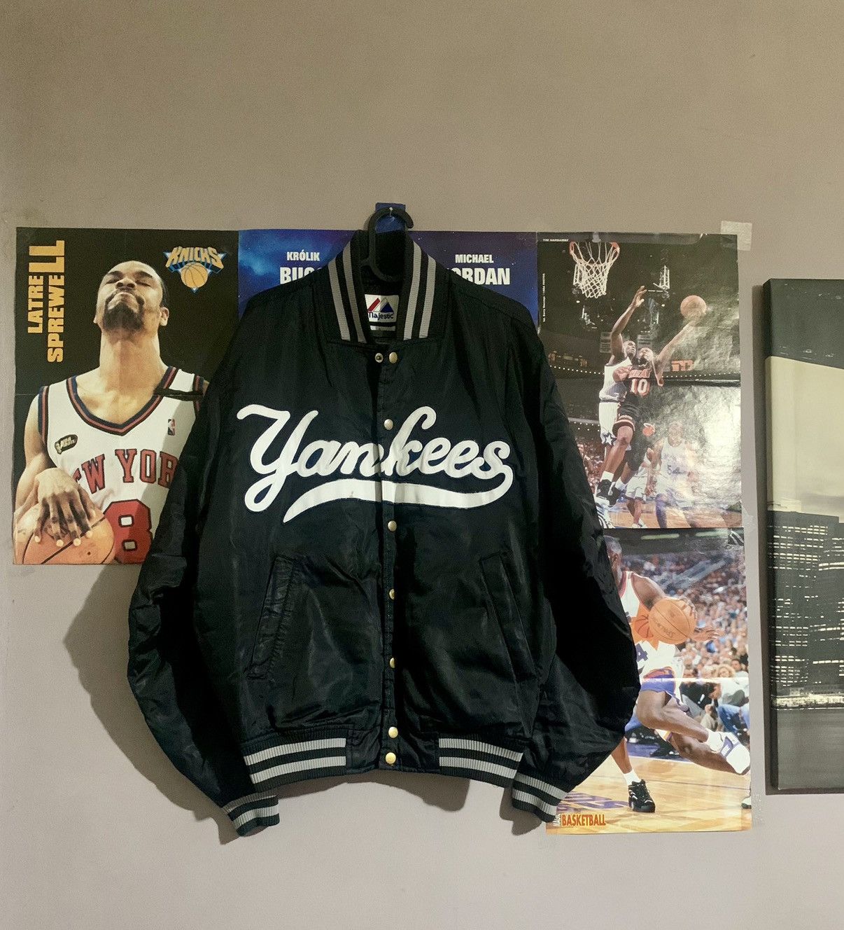 MLB × Majestic × New York Yankees 90s Vintage Majestic MLB New York Yankees Bomber Jacket Size US S / EU 44-46 / 1 - 1 Thumbnail