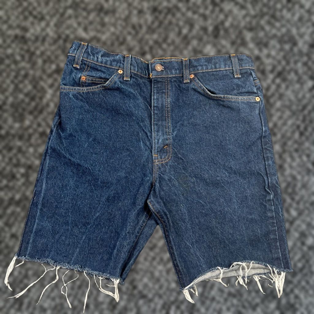 Levi's VINTAGE Levi's Bermuda Shorts Men's 35 Distressed Blue Denim 8" Inseam Classic Size US 35 - 1 Thumbnail