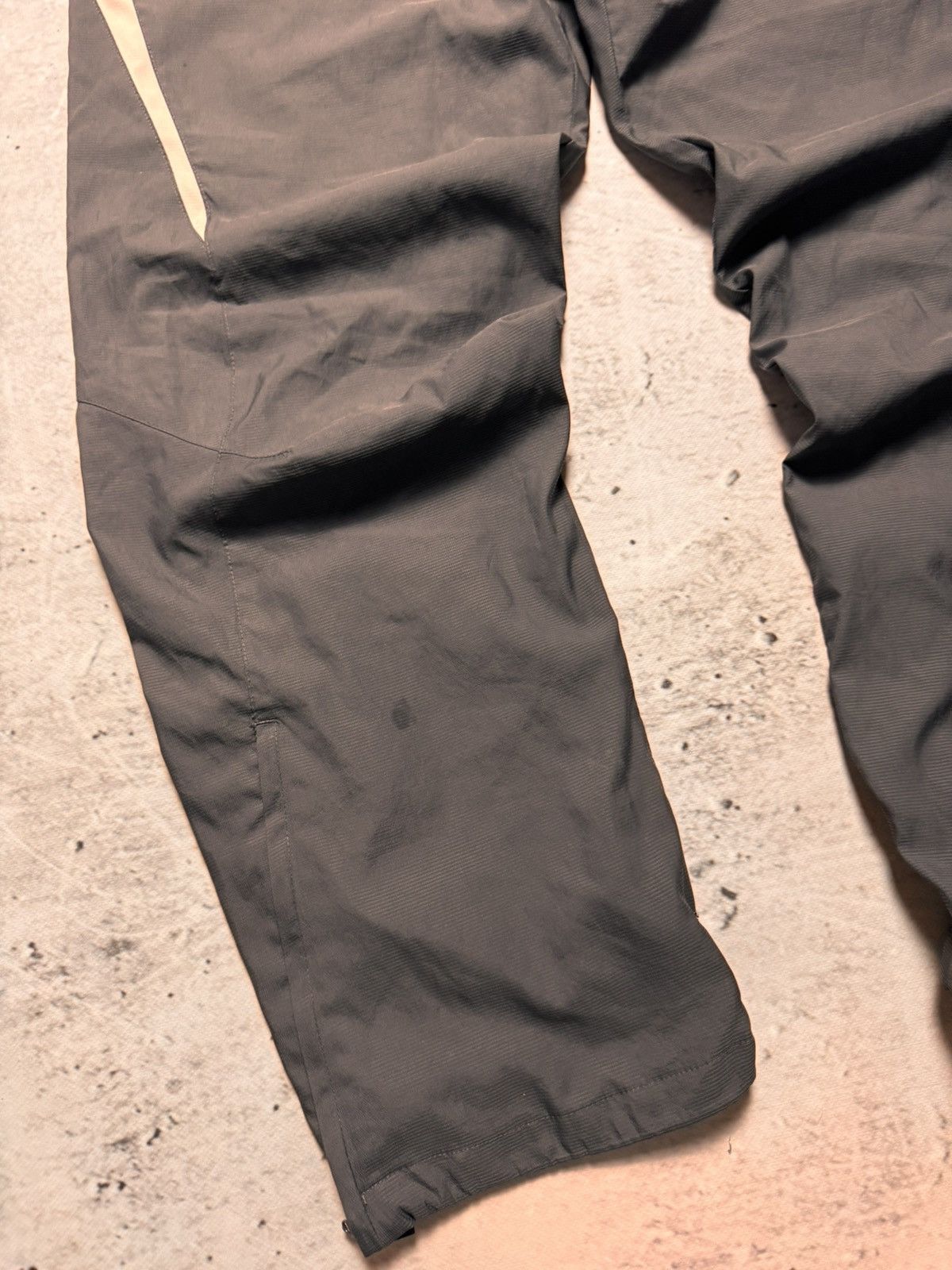Nike × Vintage NIKE VINTAGE BASIC LOGO OVERSIZE BAGGY PANTS Size US 34 / EU 50 - 3 Thumbnail