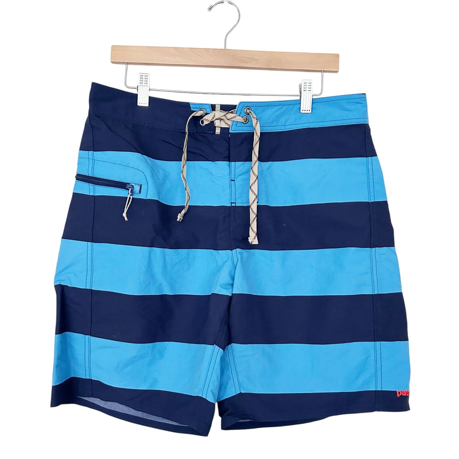 Patagonia Patagonia Blue Striped Board Shorts Bathing Suit Sz 33 Size US 33 - 1 Thumbnail