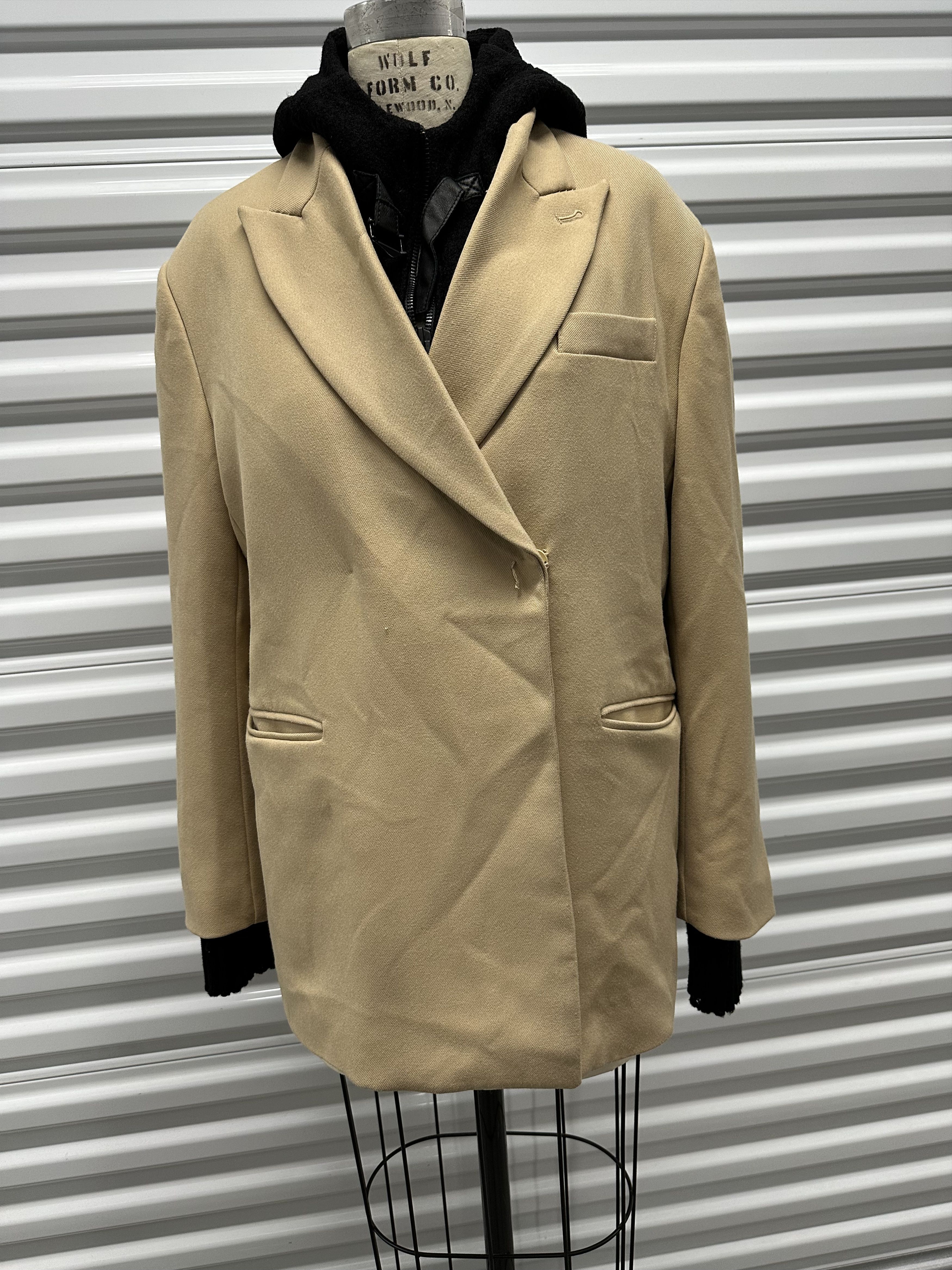 WE11DONE We11done - Korean Luxury Mens Beige peaked Lapel blazer Size 42R - 1 Thumbnail