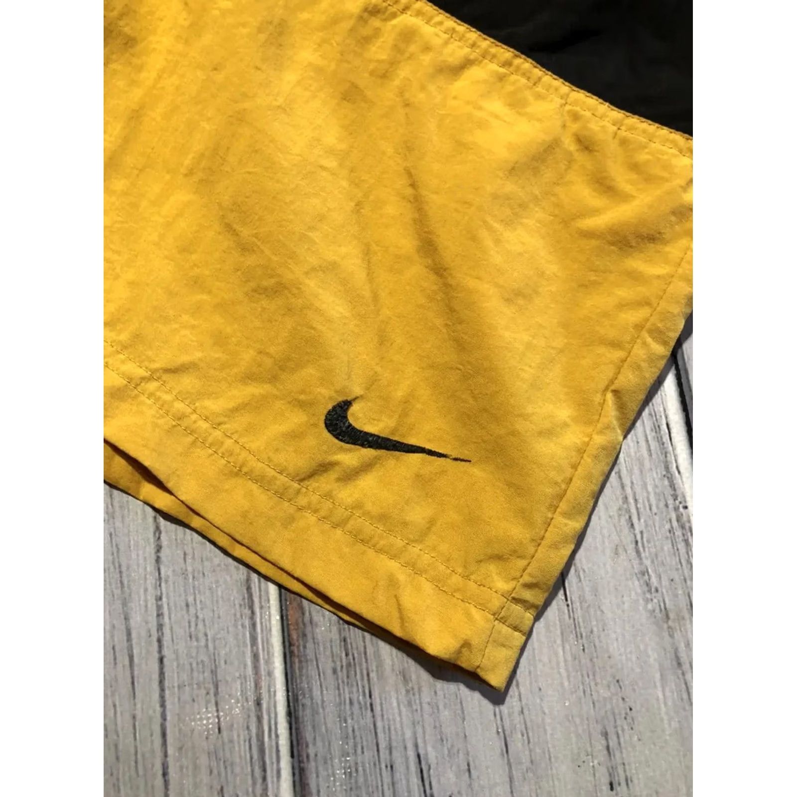 Nike VINTAGE Nike Nylon Shorts 90s Big Logo Swoosh Drill Men Size S Yellow Size US 29 - 4 Thumbnail
