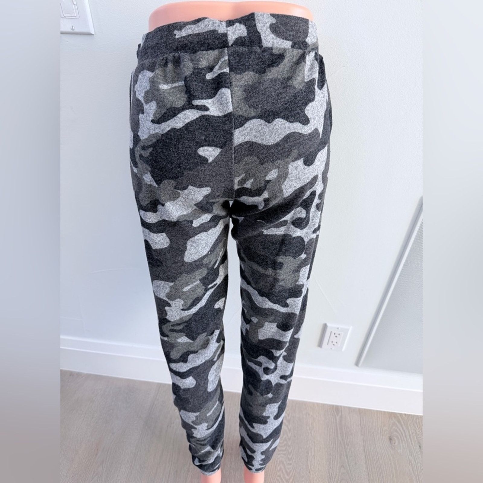 Other New Y2K Camouflage Jogger Sweatpants Pants size S Size 26" / US 2 / IT 38 - 4 Thumbnail