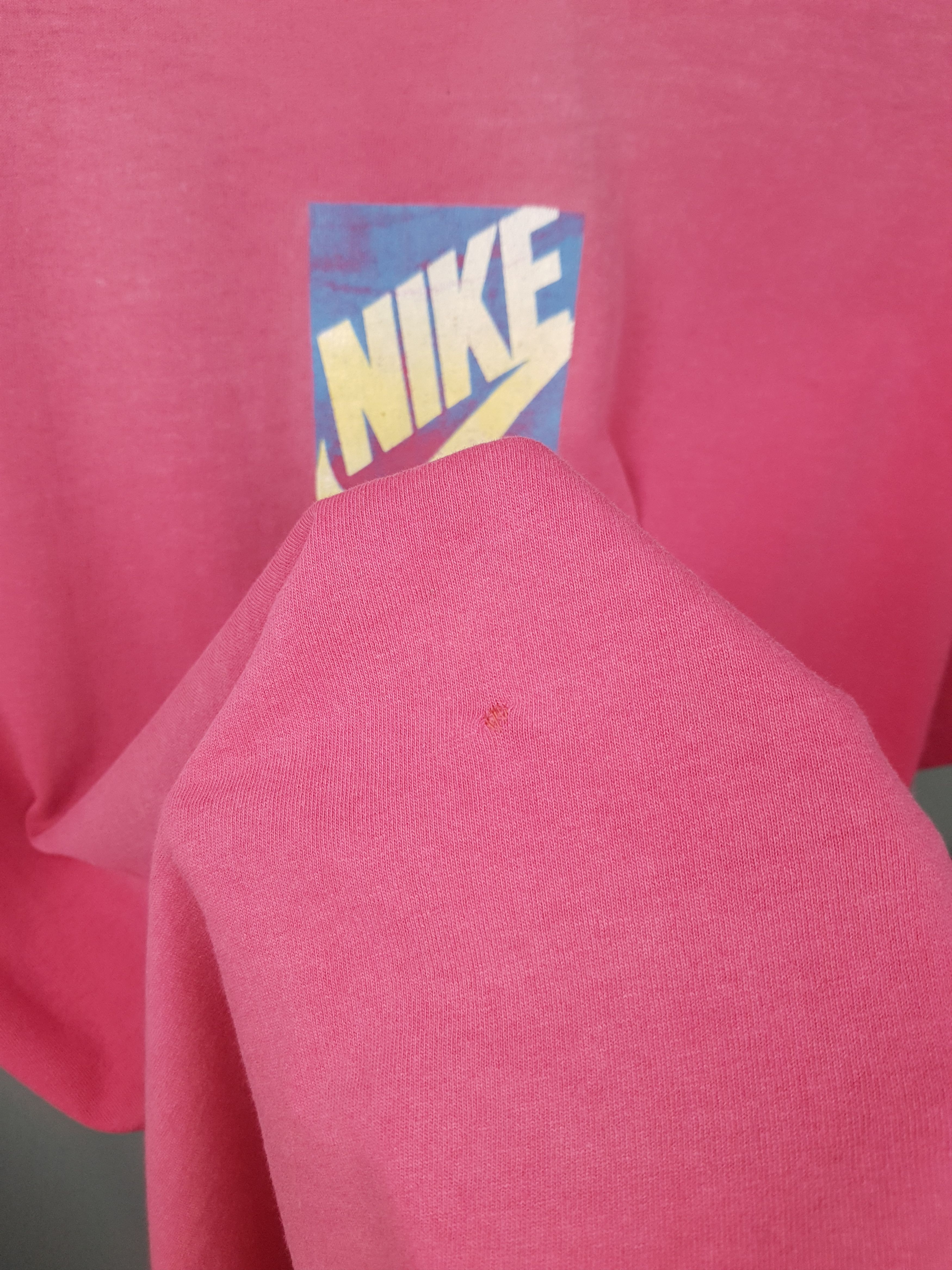Jordan Brand 80s Nike Air Jordan AOP Looney Tunes Pink Crewneck T Shirt Size US M / EU 48-50 / 2 - 9 Thumbnail