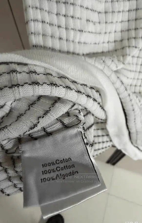 Hermes White Short Sleeve Grid Pattern Polo Shirt Size S. Size US S / EU 44-46 / 1 - 3 Thumbnail