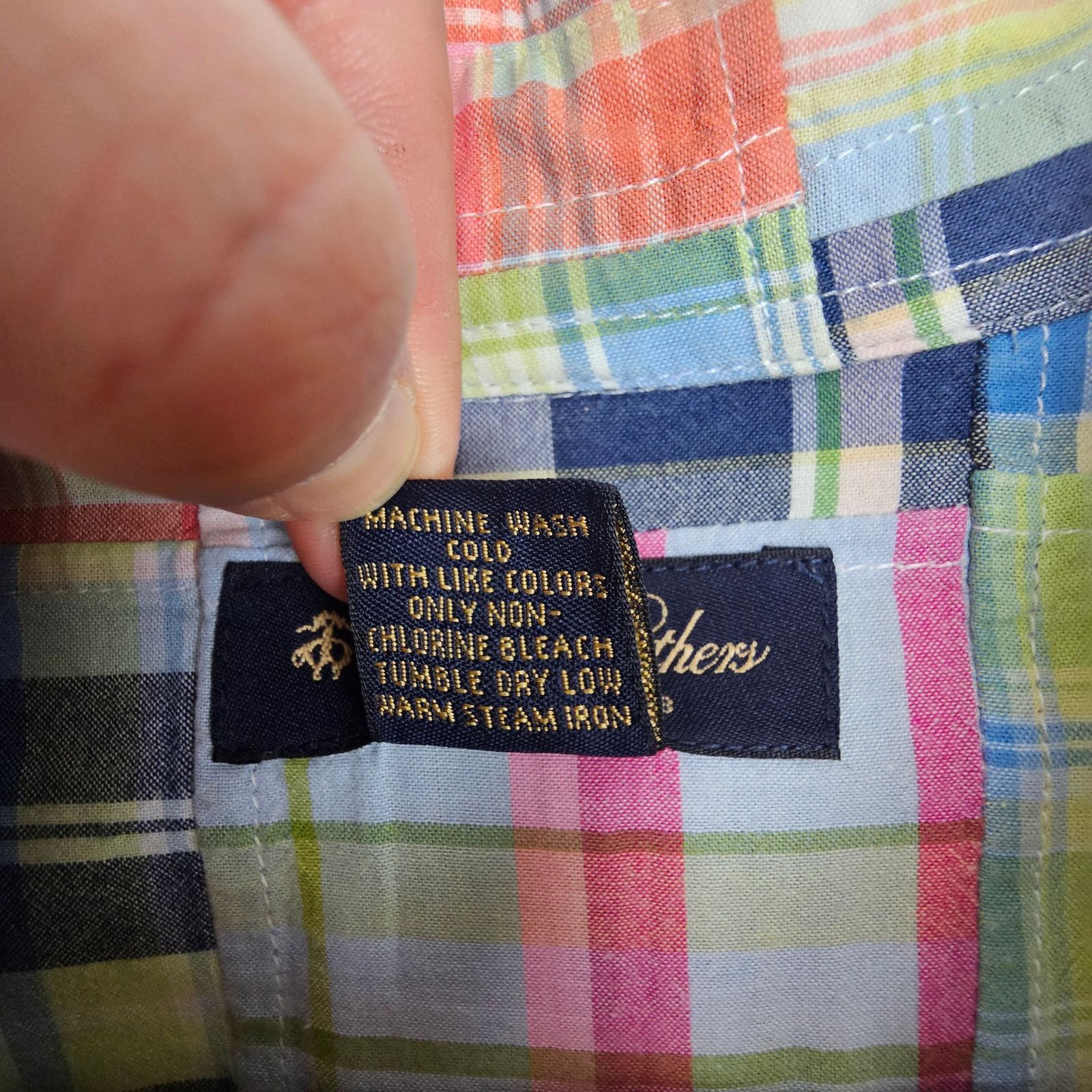 Brooks Brothers Brooks Brothers Mens Madras Plaid Button Shirt Sz L Preppy Size US L / EU 52-54 / 3 - 7 Thumbnail