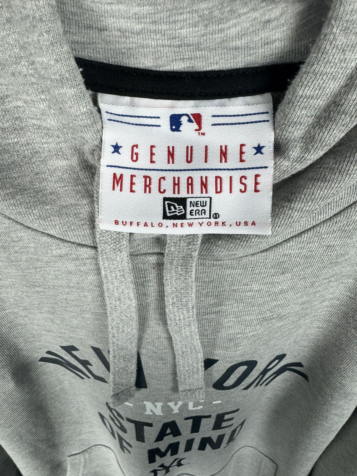 MLB New Era MLB New York Yankees NYC Grey Pullover Hoodie Size US XL / EU 56 / 4 - 7 Thumbnail