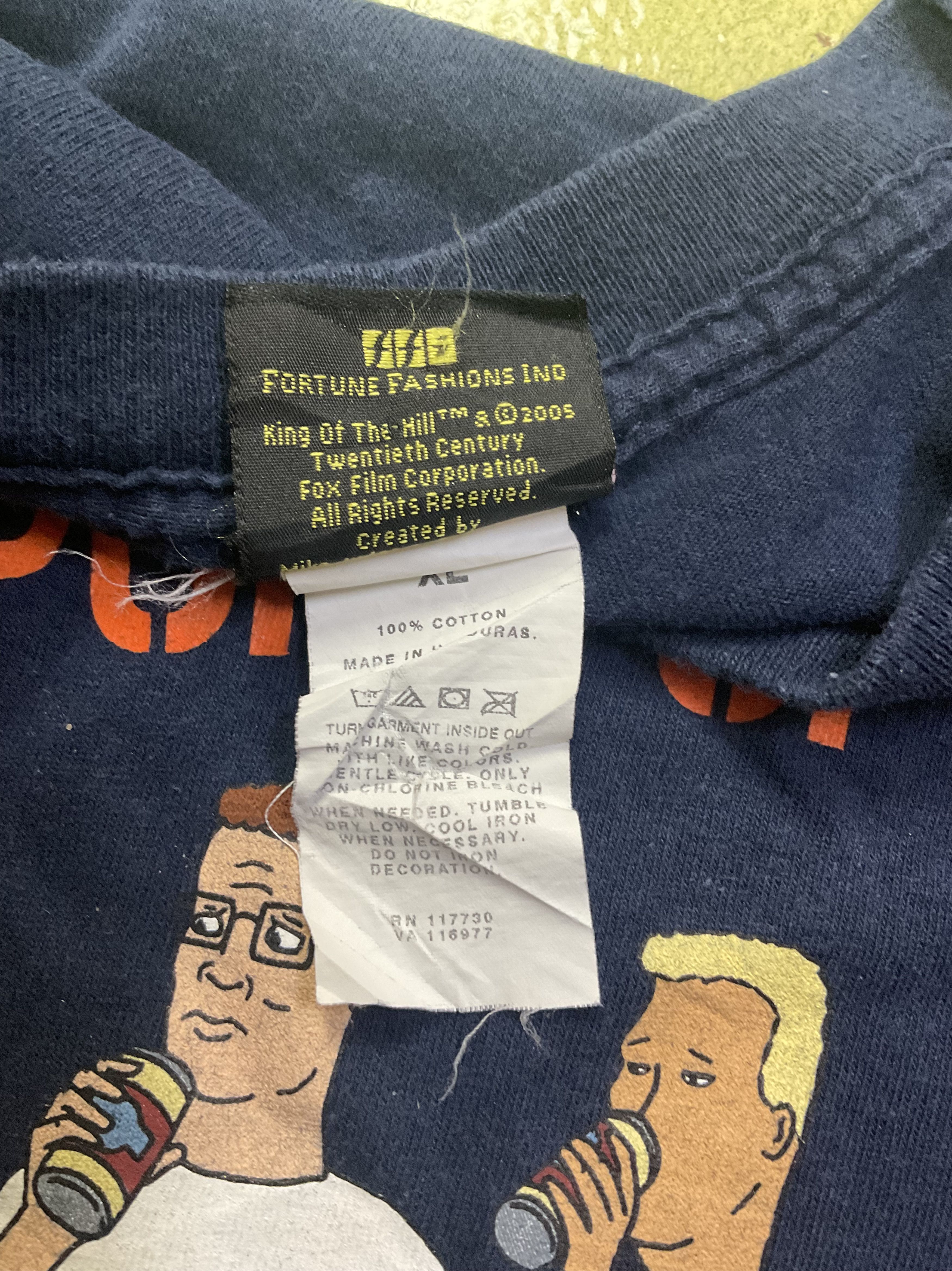Cartoon Network Vintage 2005 King of the Hill Weapons Mass Consumption Tee Size US XL / EU 56 / 4 - 5 Thumbnail