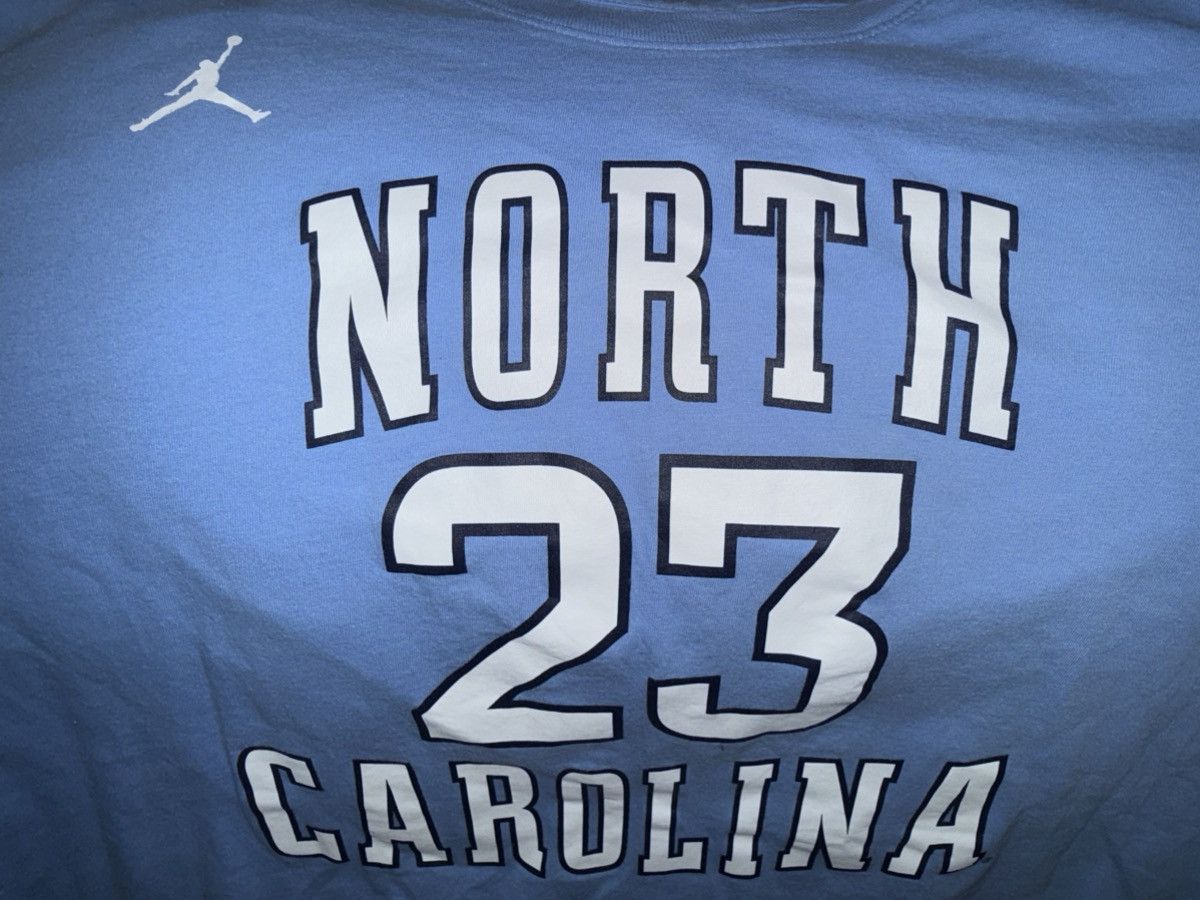 Nike Nike North Carolina 23 Michael Jordan UNC s/s t-shirt NEW! Size US XL / EU 56 / 4 - 4 Thumbnail
