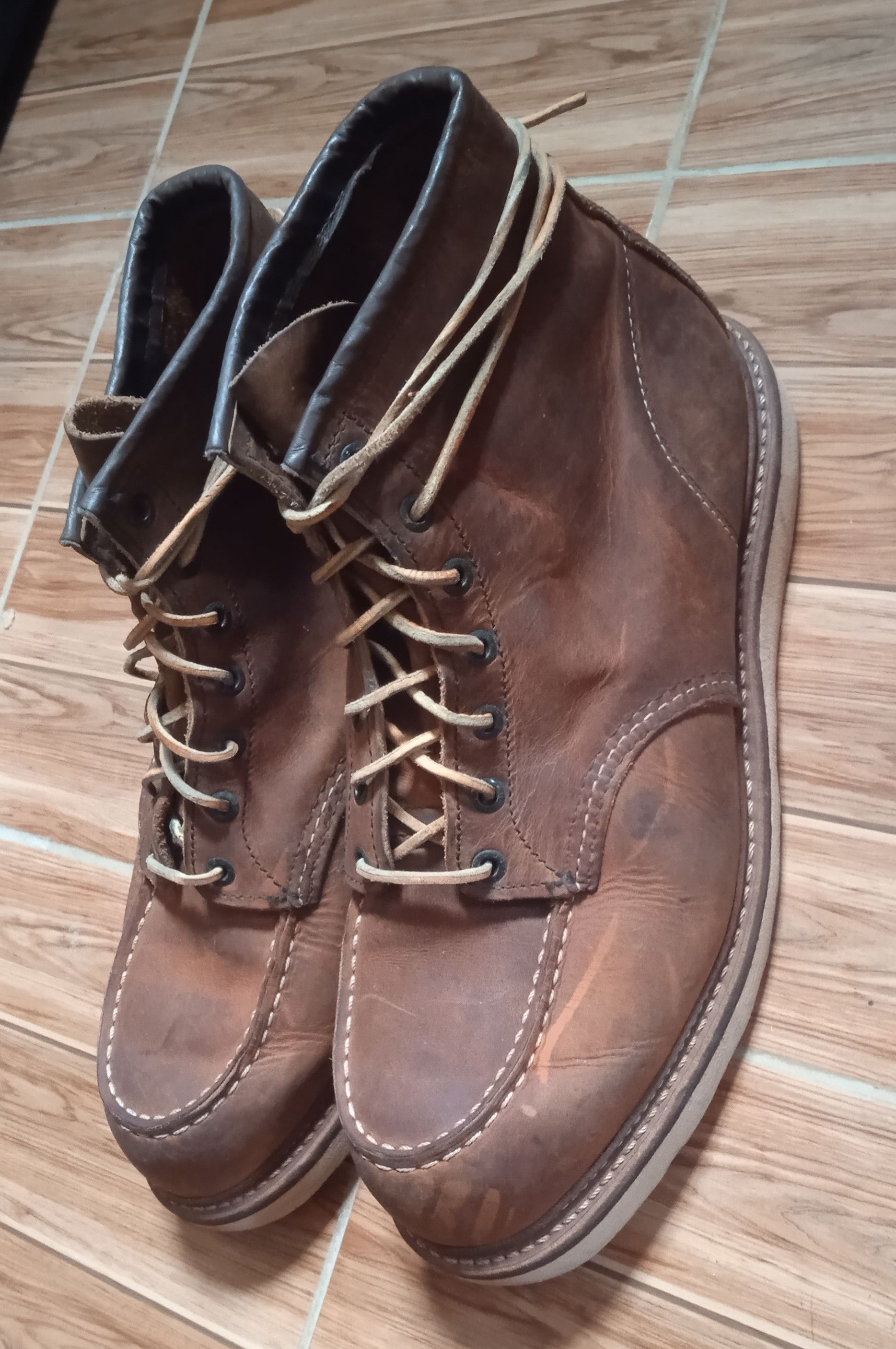 Red Wing Red wing moc toe 1907 Size US 12 / EU 45 - 9 Thumbnail