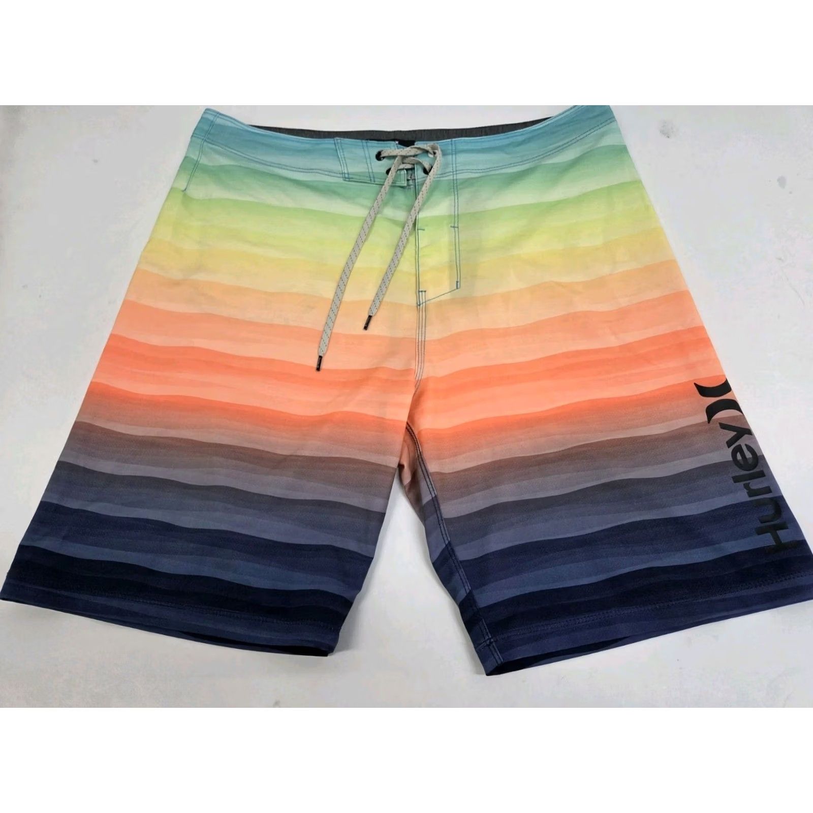 Hurley HURLEY Phantom Boardshorts Mens 32/9" Striped Multicolored Back Pocket #7633 Size US 32 / EU 48 - 2 Thumbnail