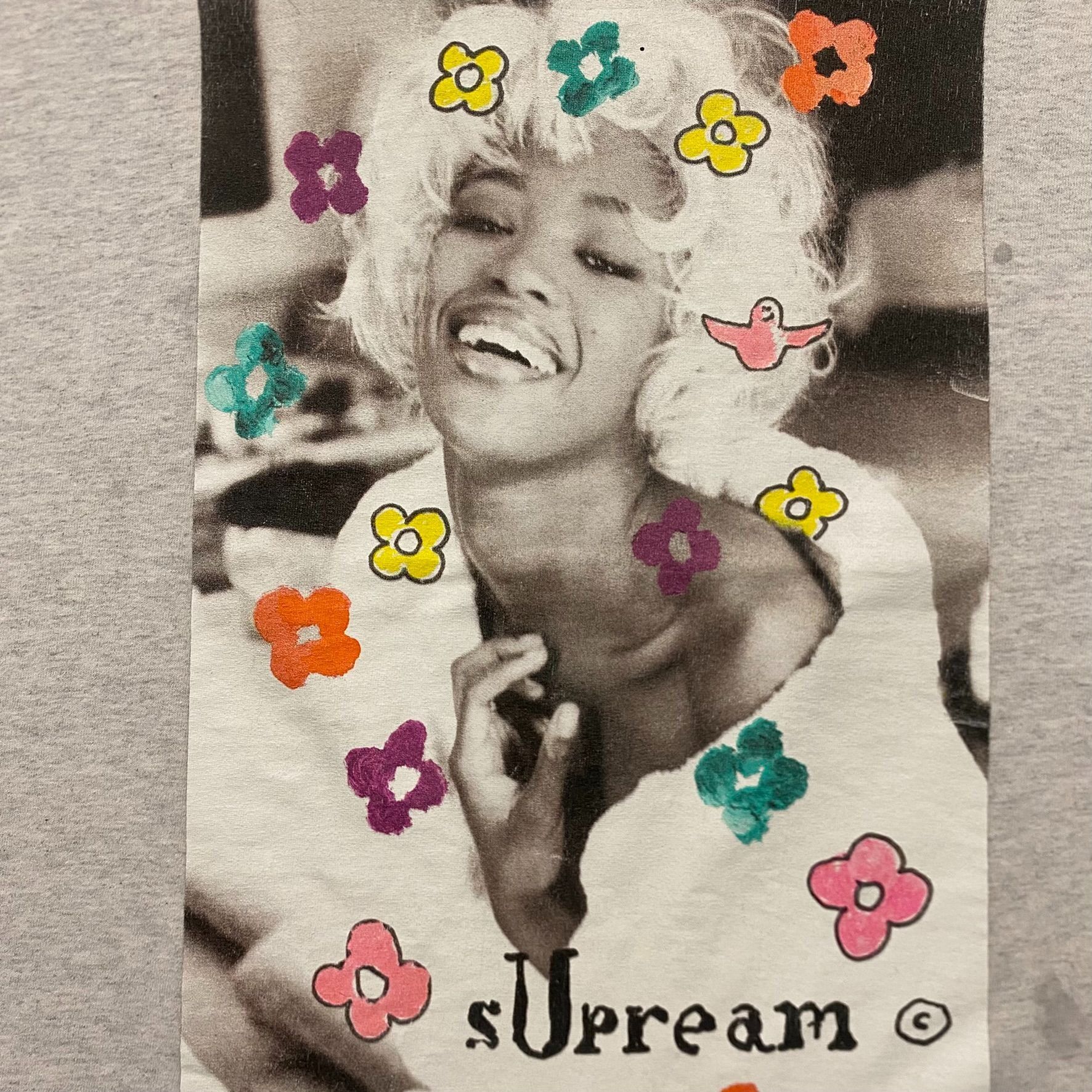 Supreme Supreme Naomi Campbell Floral T-Shirt Ash Gray Size US L / EU 52-54 / 3 - 4 Thumbnail