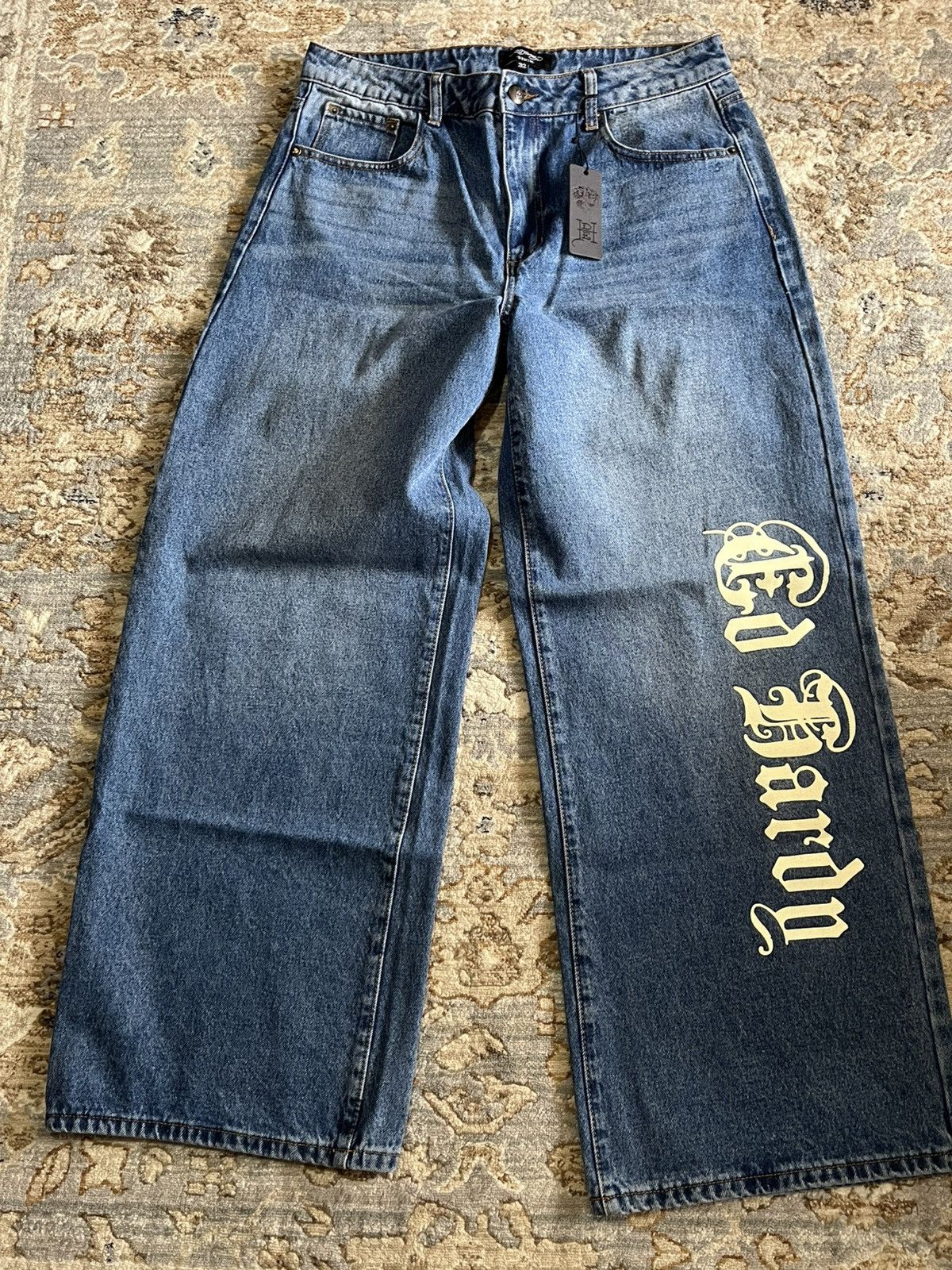 Ed Hardy BORN FREE GRAPHIC BAGGY ED HARDY BUCKLE BACK JEANS 32x32 Size US 32 / EU 48 - 1 Thumbnail