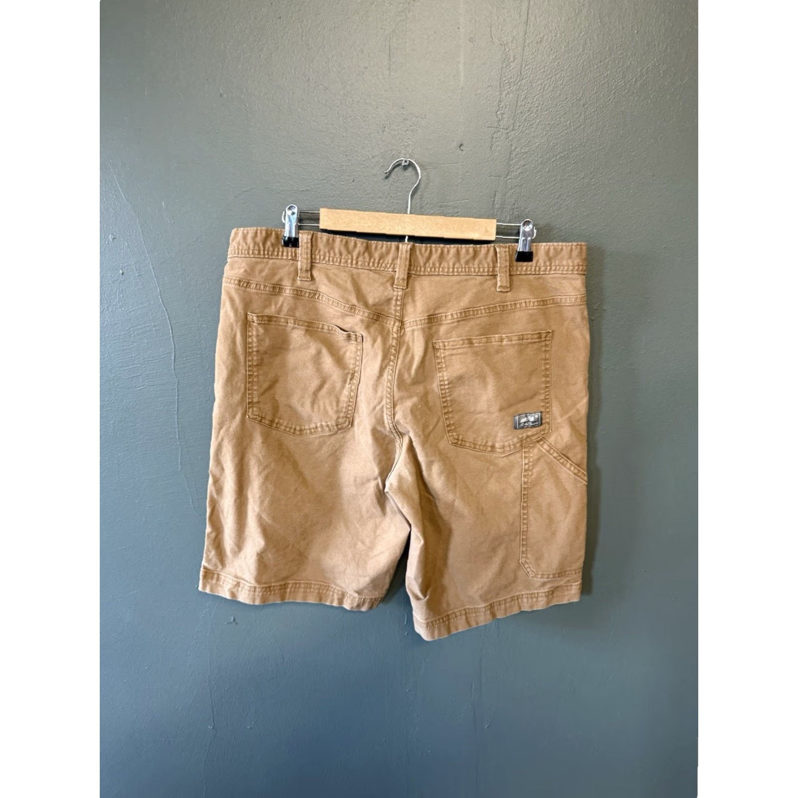 Eddie Bauer VINTAGE Eddie Bauer Mens Khaki Chino Shorts 34 Beige Chino Shorts Mens 34 Beige Eddie Bauer Mens Nk?? Size US 34 / EU 50 - 2 Thumbnail