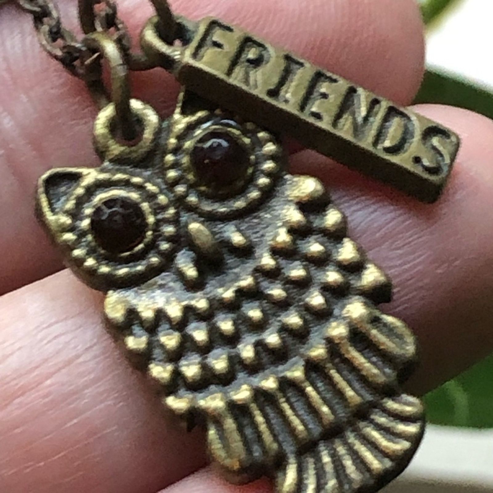 Jewelry Brass owl friends pendant on chain necklace Size ONE SIZE - 2 Thumbnail