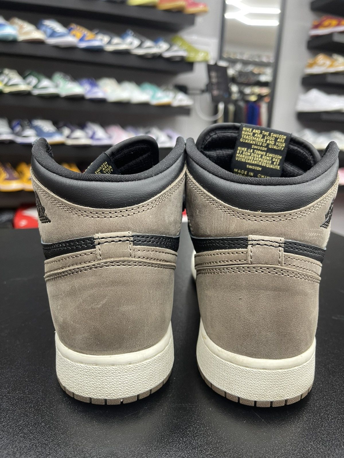 Jordan Brand Size 4.5y - Jordan 1 Palomino Gently Used OG All! Size US 5 / EU 37 - 4 Thumbnail